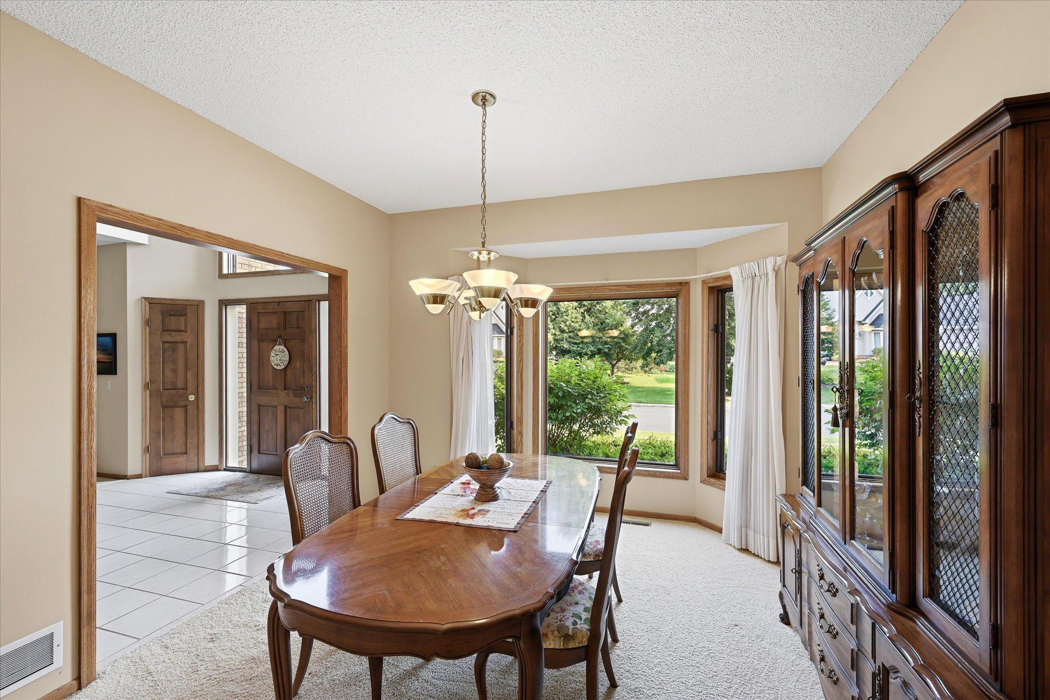 View of Residential at 11412 Louisiana Avenue, Bloomington MN 55438, Bloomington (8 of 33) - Mike Wilen | Minnesota Team Real Estate