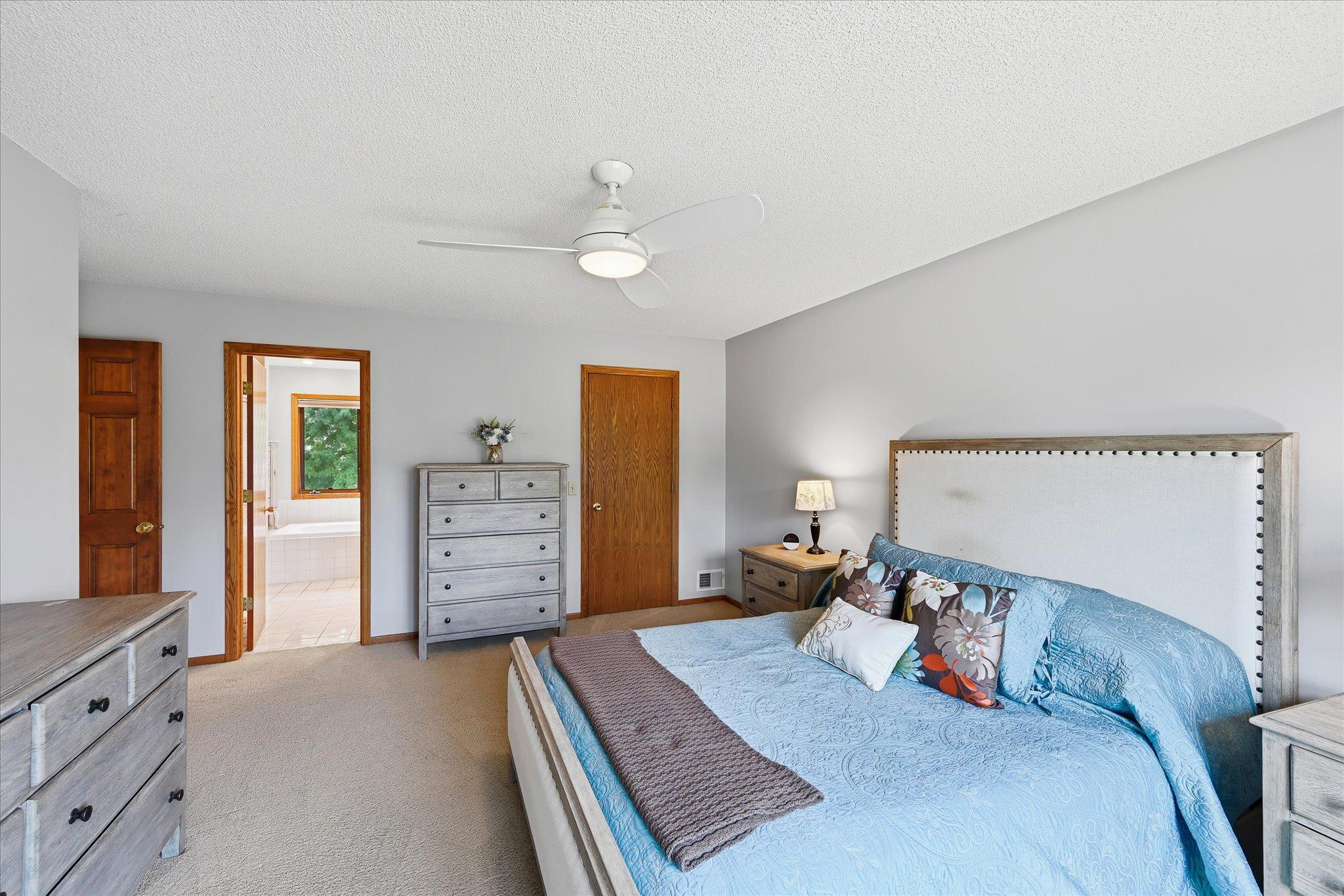 View of Residential at 11412 Louisiana Avenue, Bloomington MN 55438, Bloomington (16 of 33) - Mike Wilen | Minnesota Team Real Estate