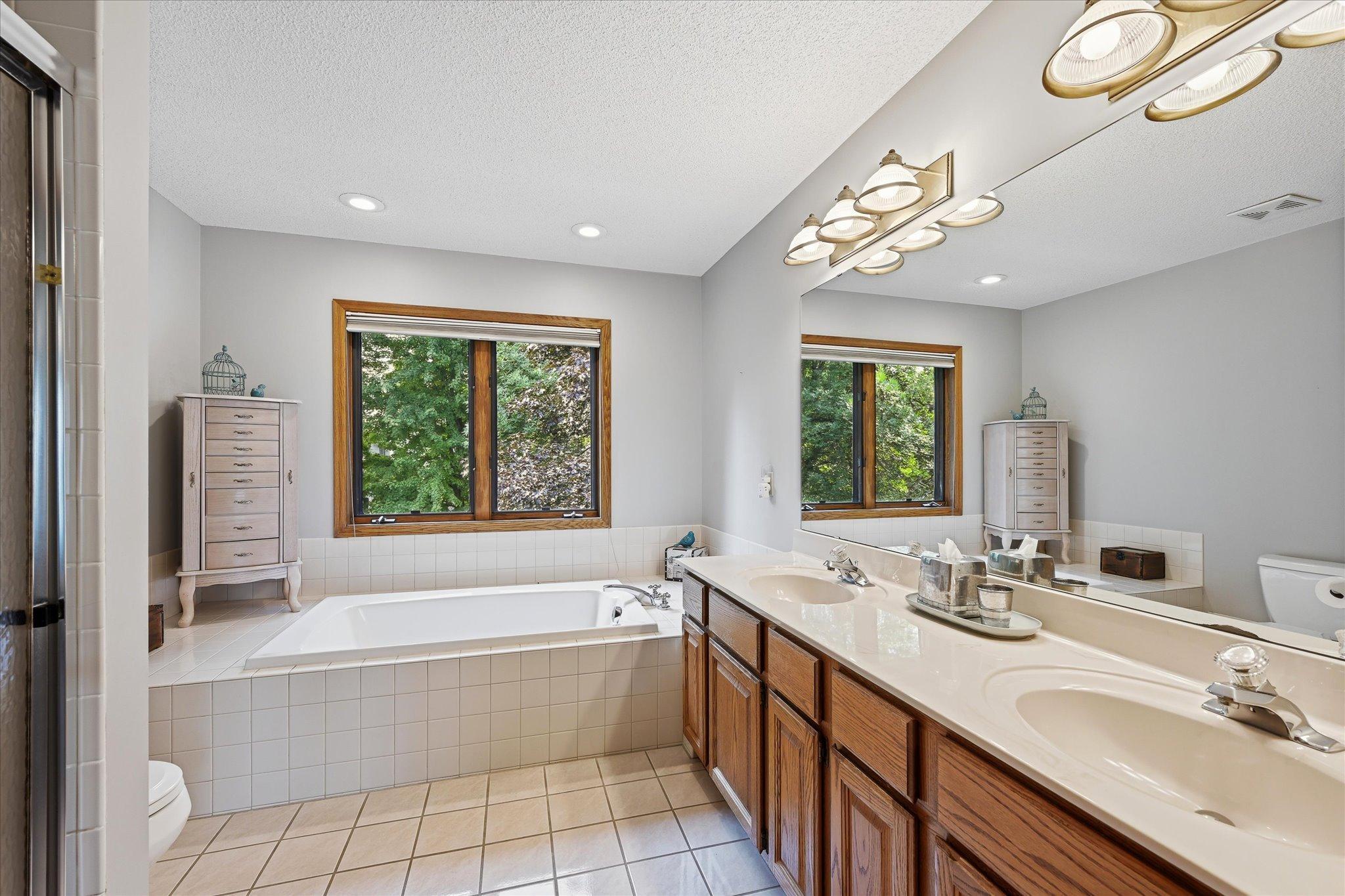 View of Residential at 11412 Louisiana Avenue, Bloomington MN 55438, Bloomington (17 of 33) - Mike Wilen | Minnesota Team Real Estate