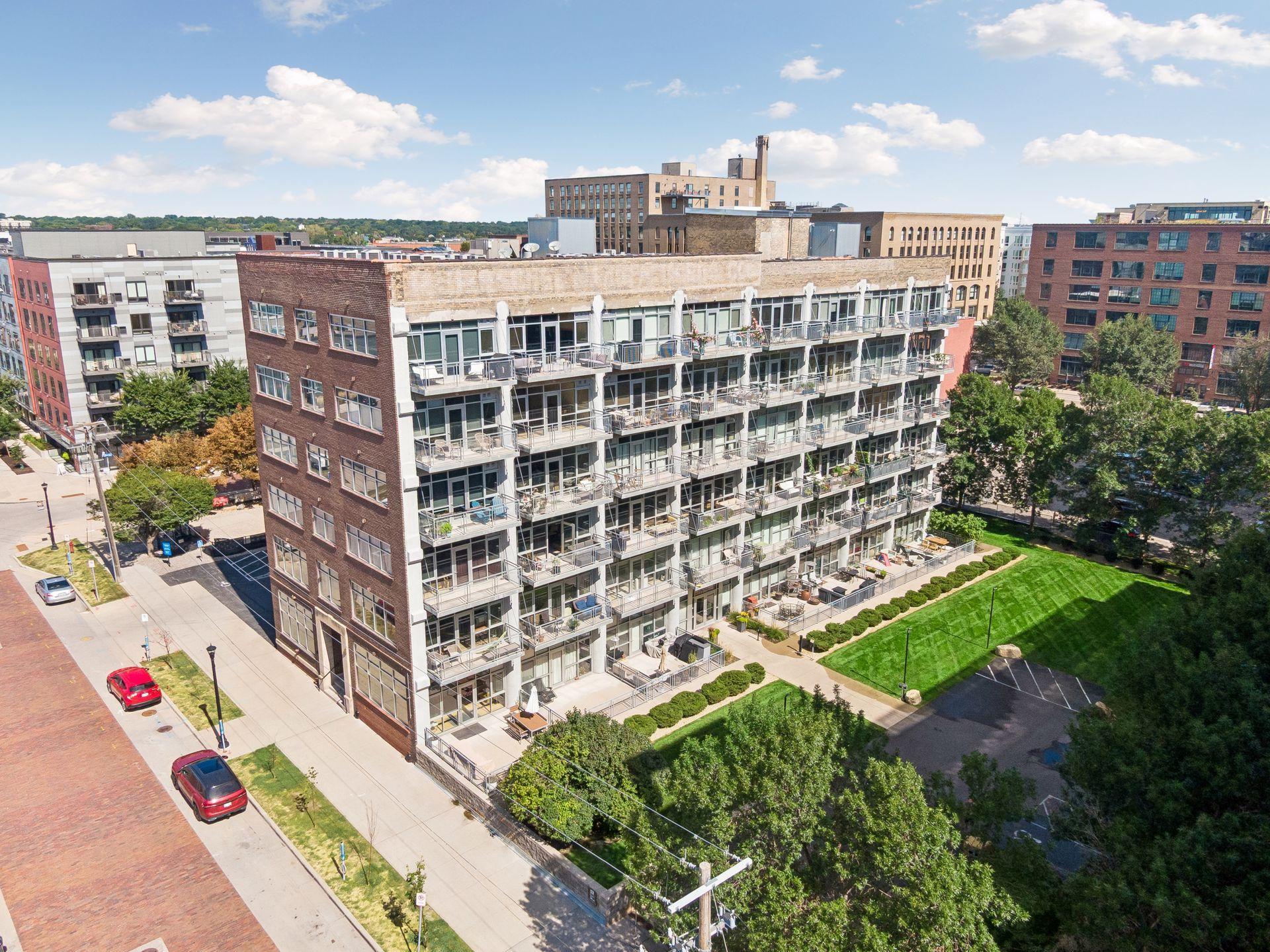 View of Residential at 748 3rd Street #200, Minneapolis MN 55401, Minneapolis (43 of 48) - Mike Wilen | Minnesota Team Real Estate