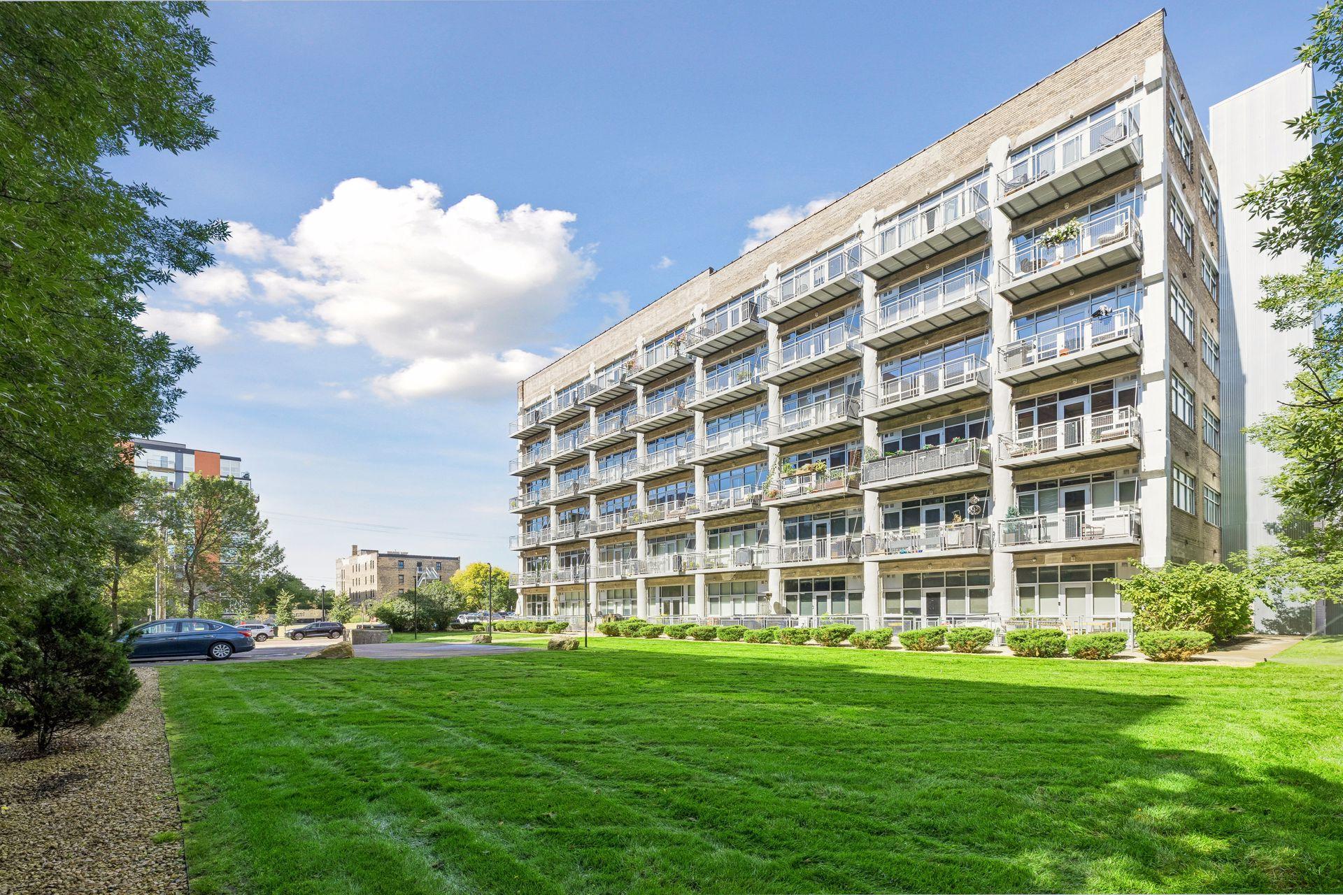 View of Residential at 748 3rd Street #200, Minneapolis MN 55401, Minneapolis (47 of 48) - Mike Wilen | Minnesota Team Real Estate