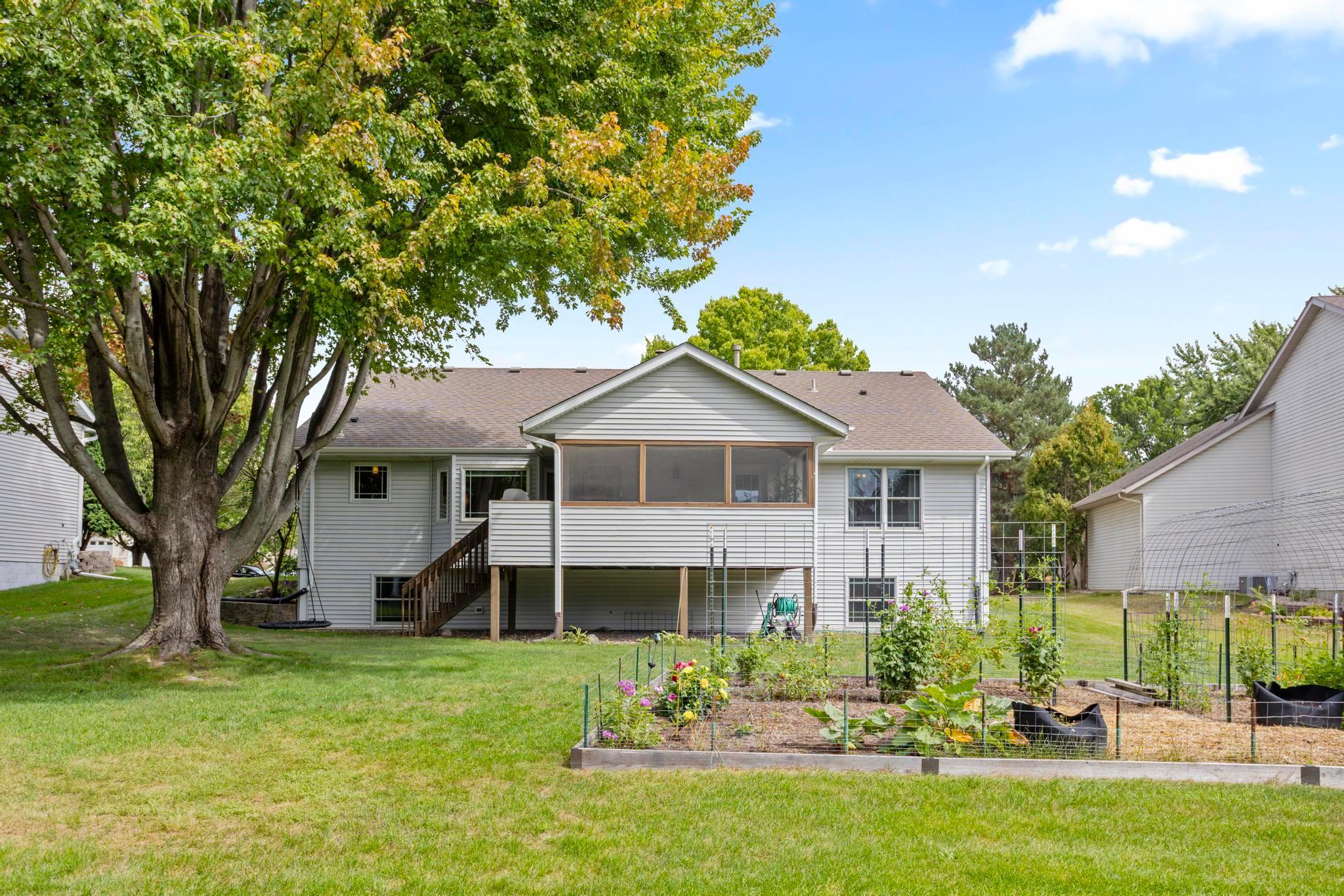 View of Residential at 2452 Eagle Valley Drive, Woodbury MN 55129, Woodbury (45 of 53) - Mike Wilen | Minnesota Team Real Estate