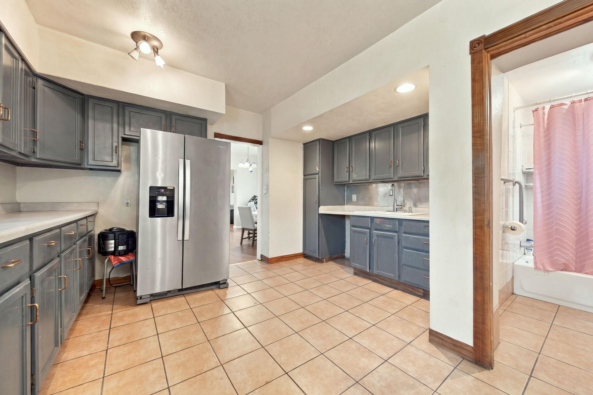 View of Residential at 204 Acker Street, Saint Paul MN 55117, Saint Paul (11 of 20) - Mike Wilen | Minnesota Team Real Estate