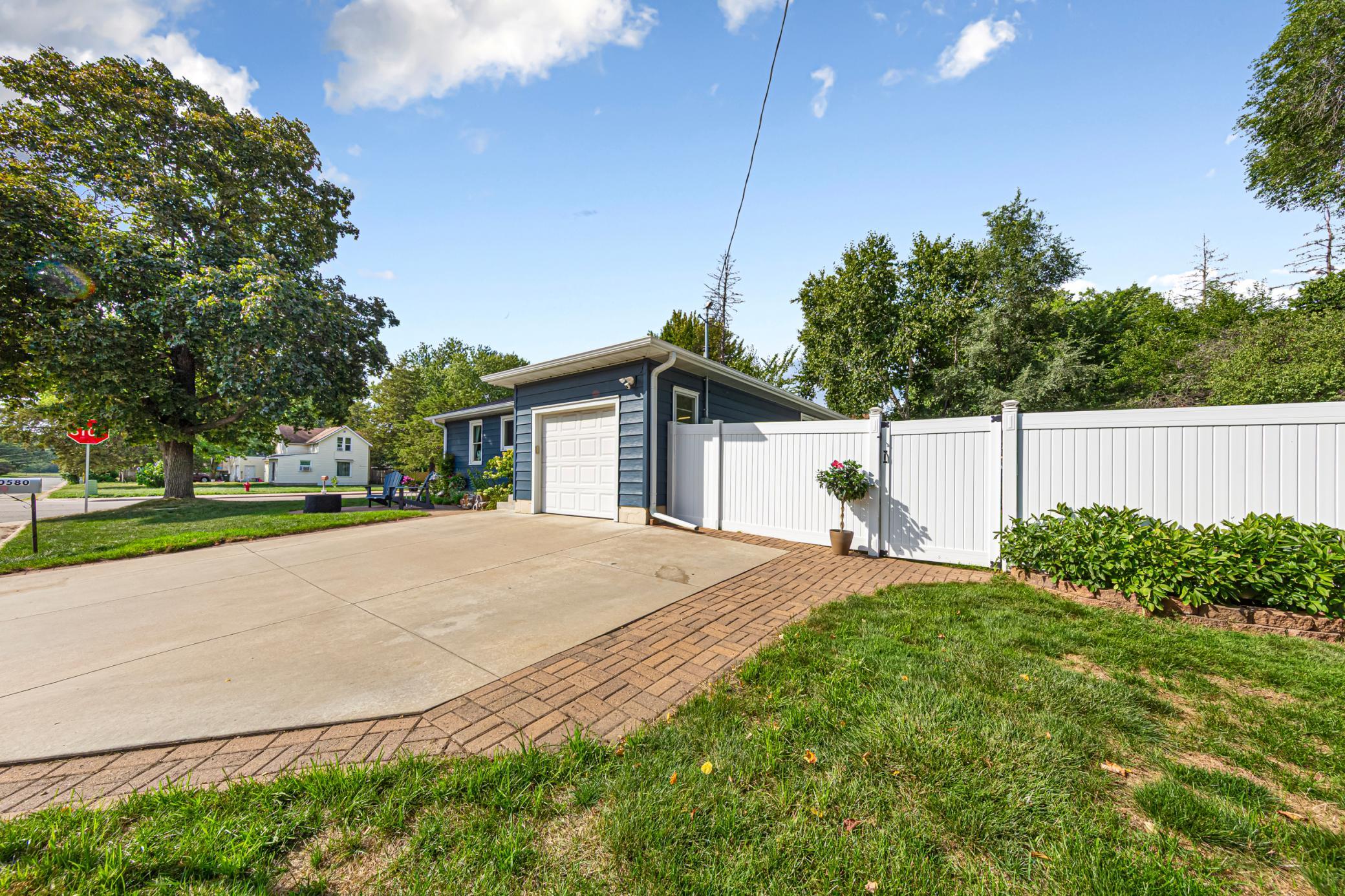 View of Residential at 20580 Holyoke Avenue, Lakeville MN 55044, Lakeville (2 of 43) - Mike Wilen | Minnesota Team Real Estate