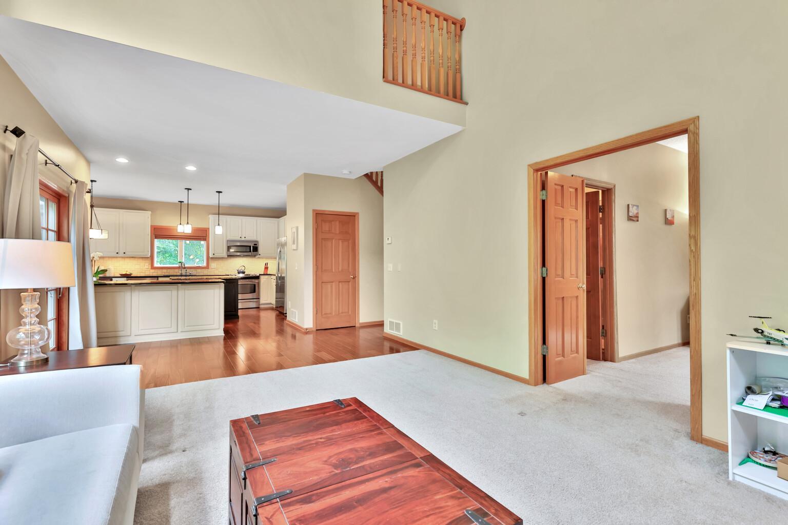 View of Residential at 17408 Tessmer Court, Eden Prairie MN 55347, Eden Prairie (8 of 37) - Mike Wilen | Minnesota Team Real Estate
