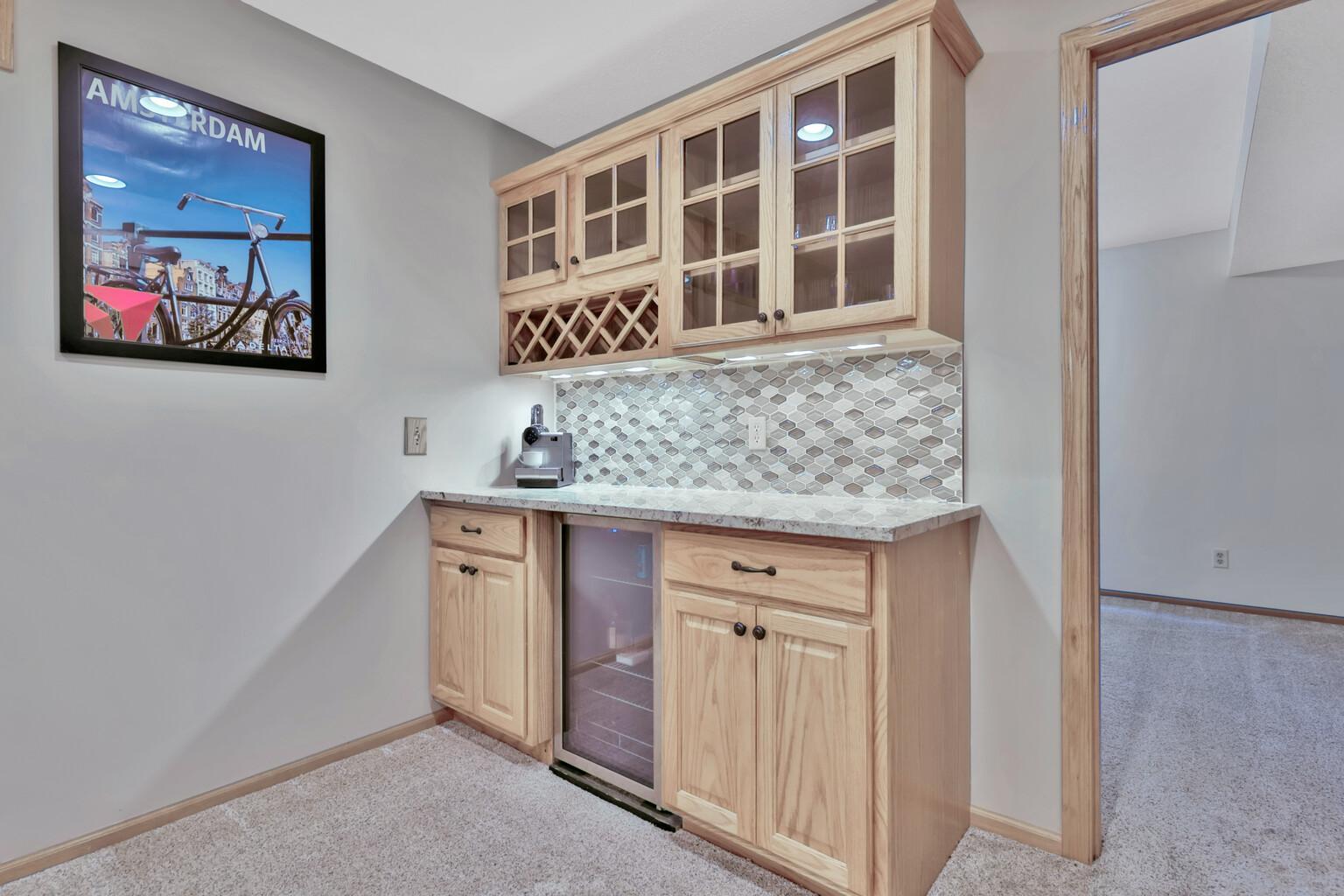 View of Residential at 17408 Tessmer Court, Eden Prairie MN 55347, Eden Prairie (28 of 37) - Mike Wilen | Minnesota Team Real Estate