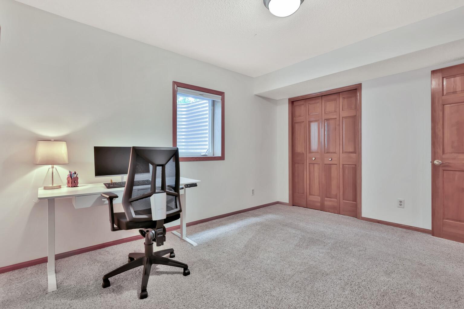 View of Residential at 17408 Tessmer Court, Eden Prairie MN 55347, Eden Prairie (31 of 37) - Mike Wilen | Minnesota Team Real Estate