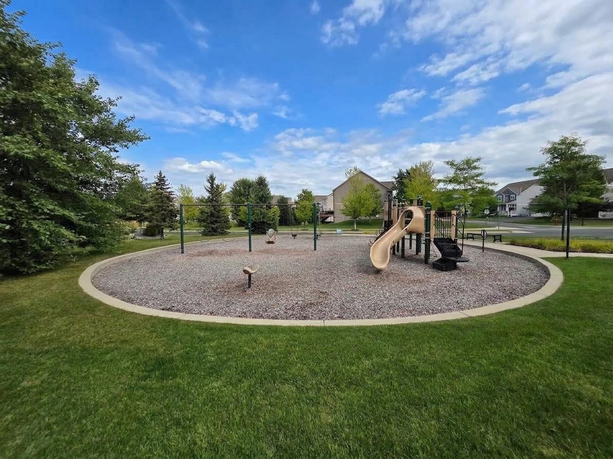 View of Residential at 1305 Interlachen Drive, Eagan MN 55123, Eagan (41 of 45) - Mike Wilen | Minnesota Team Real Estate