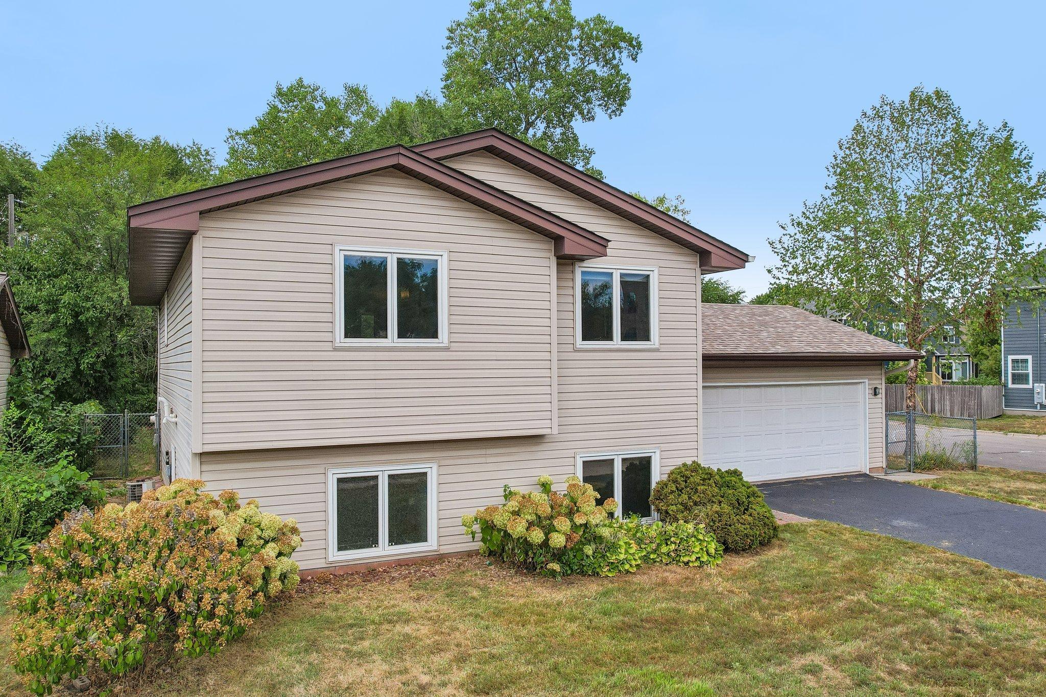 View of Residential at 350 Fillmore Street, Minneapolis MN 55413, Minneapolis (40 of 54) - Mike Wilen | Minnesota Team Real Estate