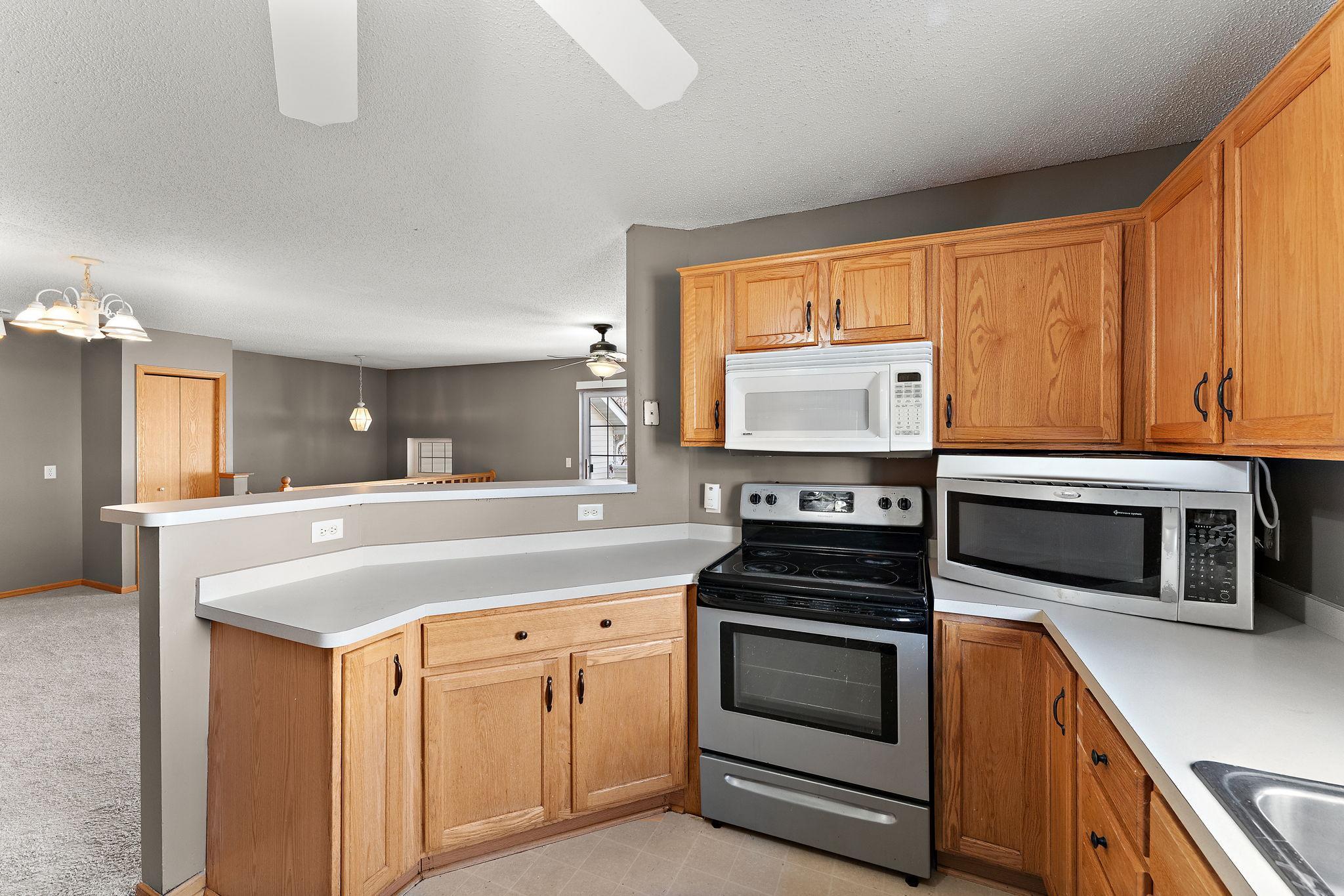 View of Residential at 14516 Lockslie Trail, Savage MN 55378, Savage (13 of 30) - Mike Wilen | Minnesota Team Real Estate
