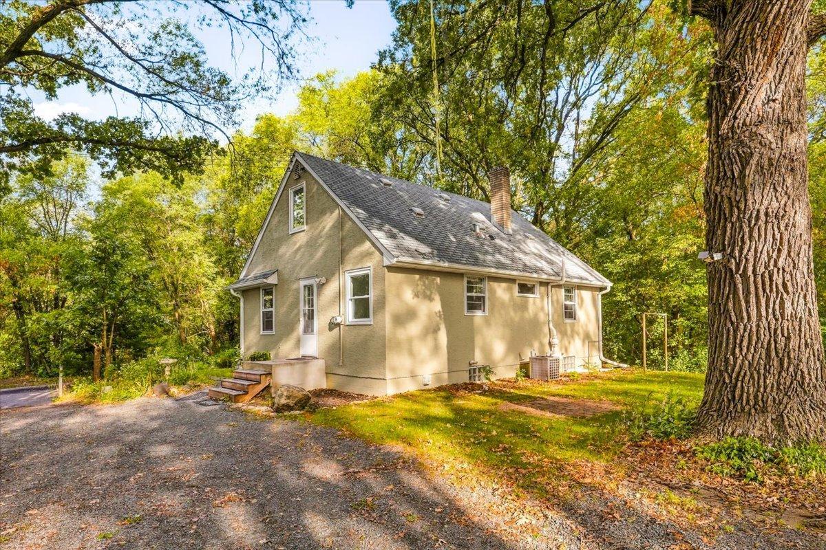 View of Residential at 3232 Karth Road, White Bear Lake MN 55110, White Bear Lake (18 of 22) - Mike Wilen | Minnesota Team Real Estate