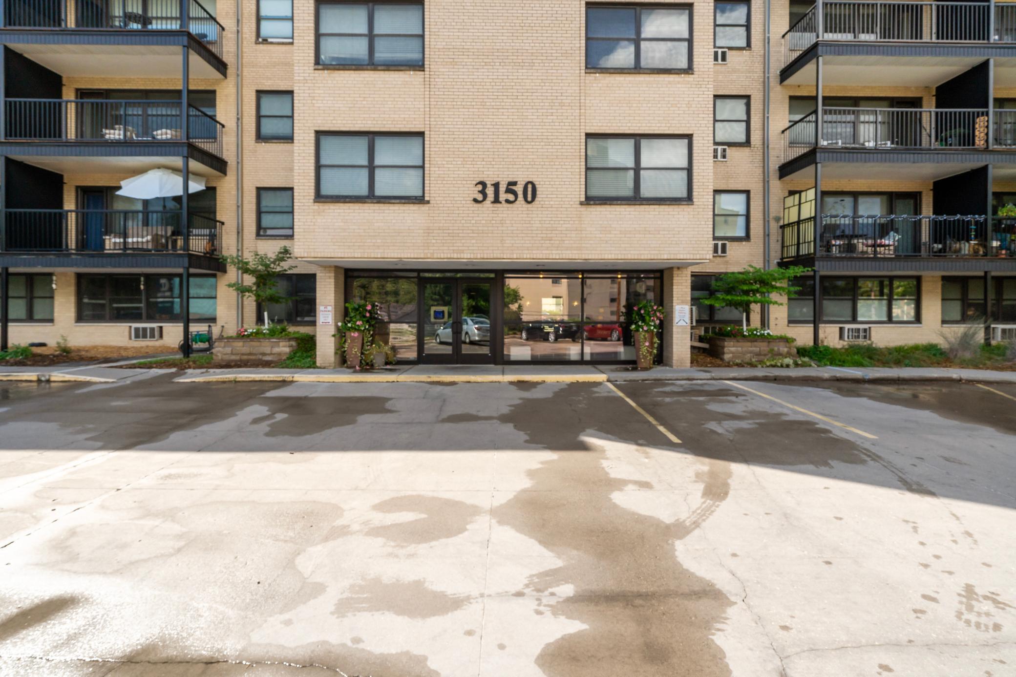 View of Residential at 3150 Excelsior Boulevard #103, Minneapolis MN 55416, Minneapolis (10 of 55) - Mike Wilen | Minnesota Team Real Estate