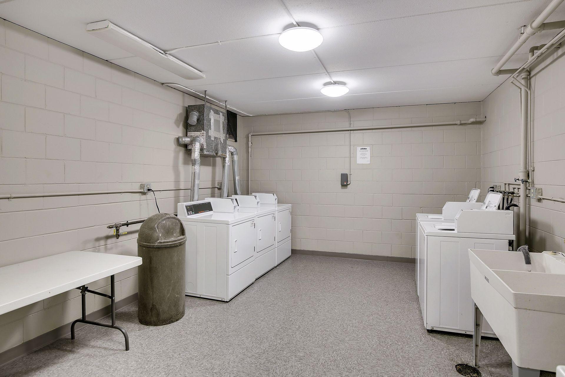 View of Residential at 3150 Excelsior Boulevard #103, Minneapolis MN 55416, Minneapolis (46 of 55) - Mike Wilen | Minnesota Team Real Estate
