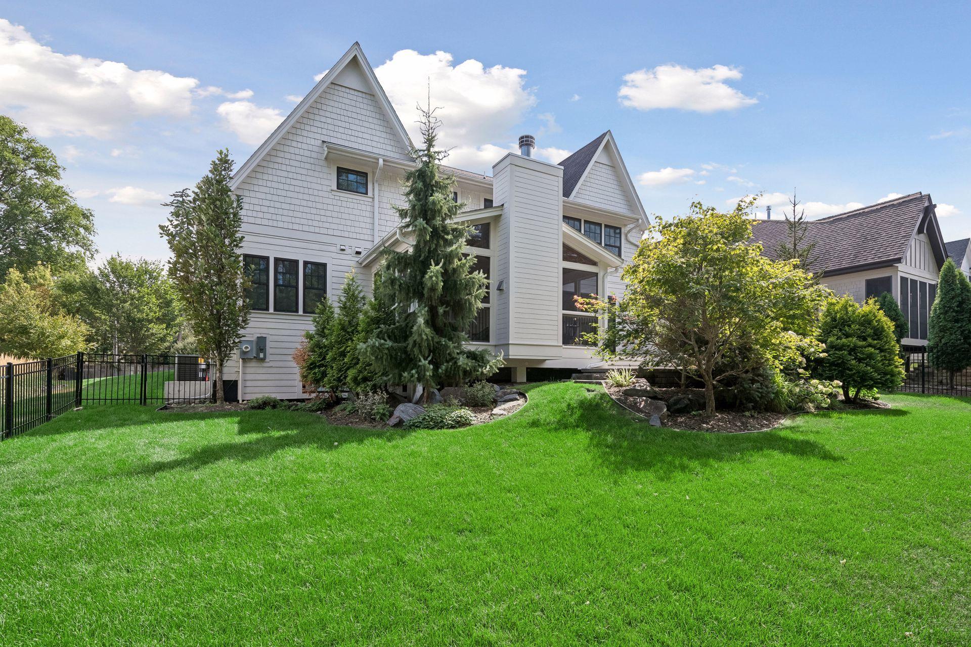 View of Residential at 4240 Sidell Trail, Edina MN 55416, Edina (38 of 41) - Mike Wilen | Minnesota Team Real Estate