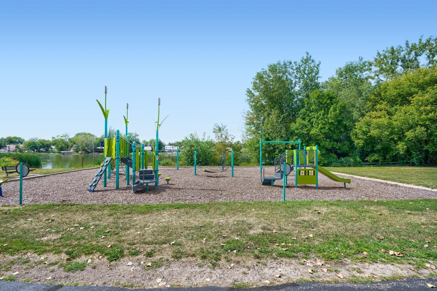 View of Residential at 4201 Lakeside Avenue #302, Brooklyn Center MN 55429, Brooklyn Center (27 of 28) - Mike Wilen | Minnesota Team Real Estate