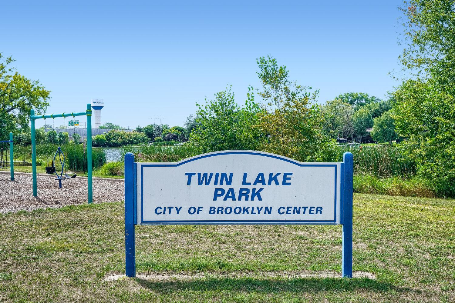 View of Residential at 4201 Lakeside Avenue #302, Brooklyn Center MN 55429, Brooklyn Center (26 of 28) - Mike Wilen | Minnesota Team Real Estate