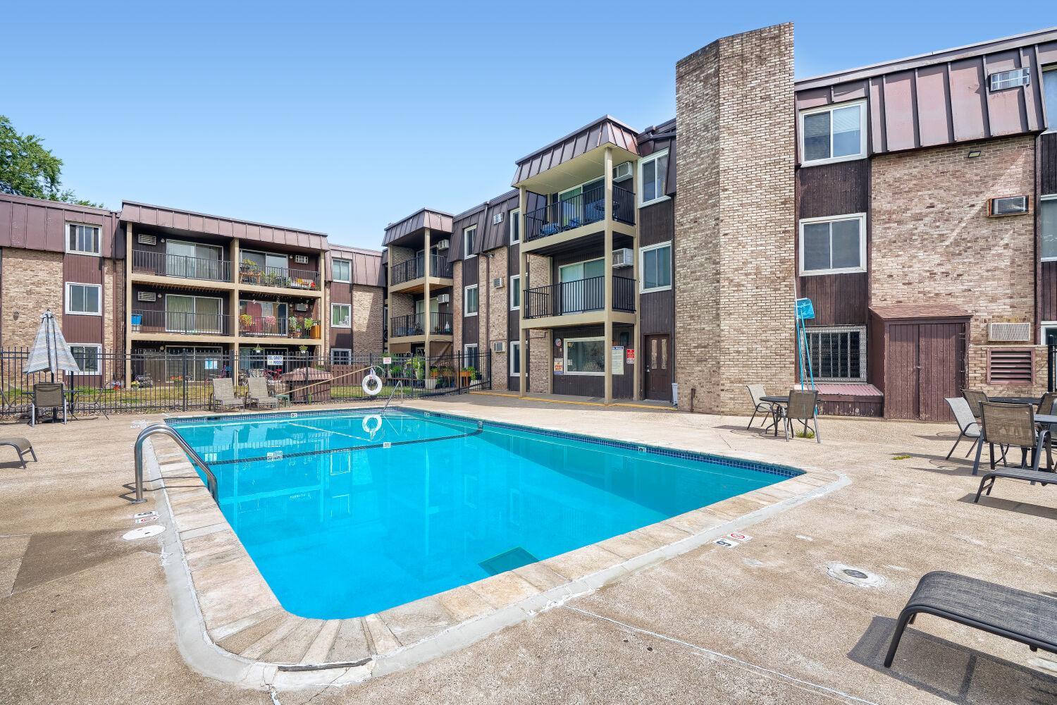 View of Residential at 4201 Lakeside Avenue #302, Brooklyn Center MN 55429, Brooklyn Center (25 of 28) - Mike Wilen | Minnesota Team Real Estate