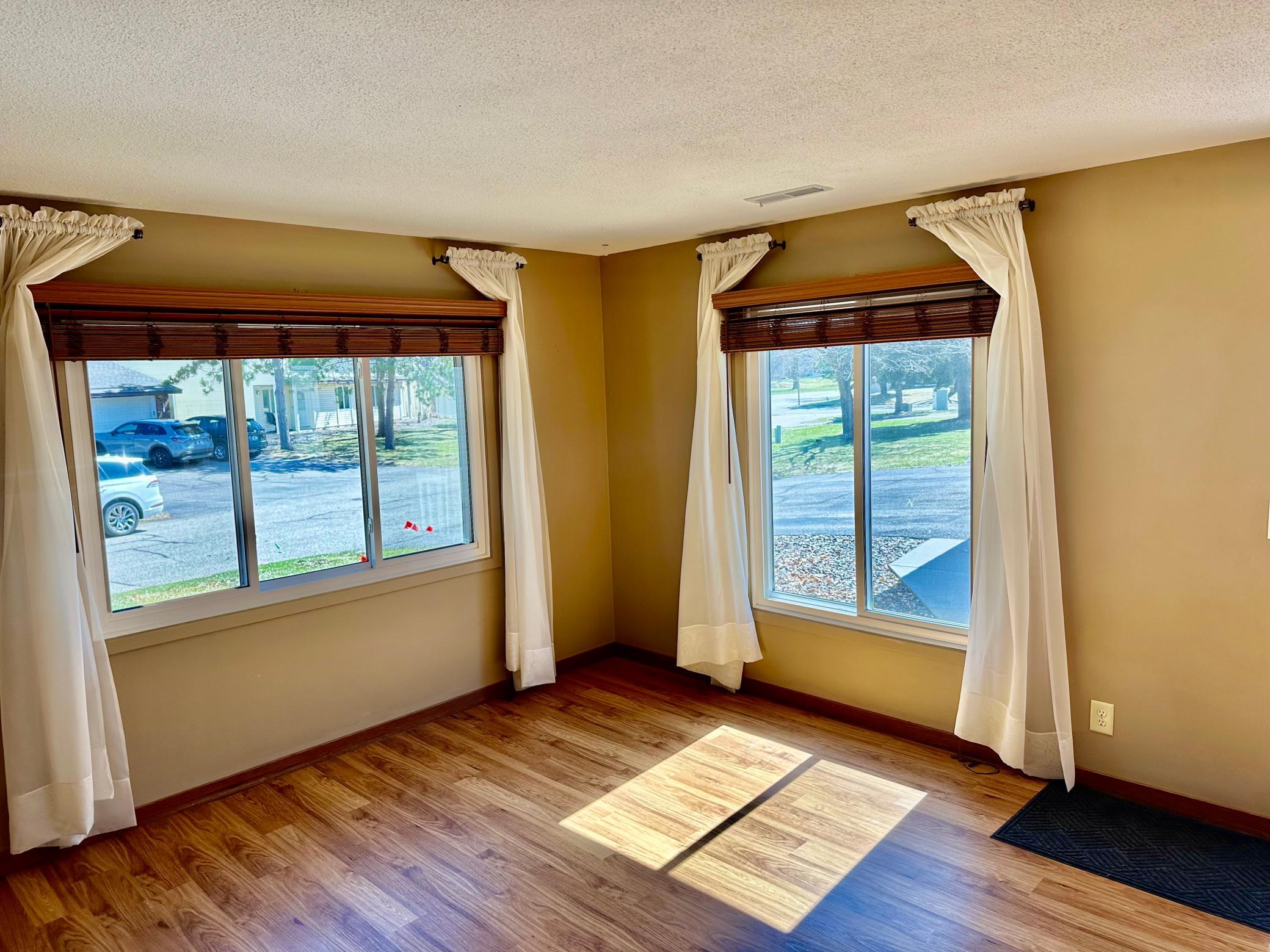 View of Residential at 9208 Indian Boulevard, Cottage Grove MN 55016, Cottage Grove (6 of 15) - Mike Wilen | Minnesota Team Real Estate