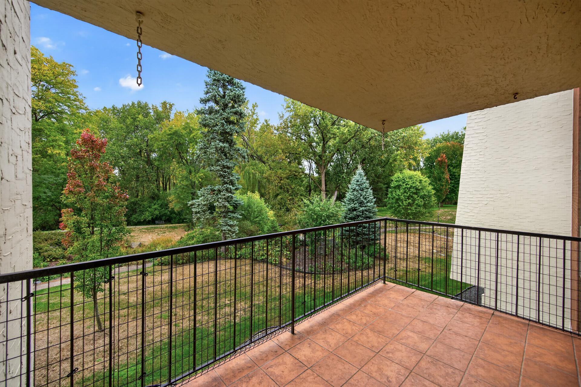 View of Residential at 2465 Londin Lane #212, Maplewood MN 55119, Maplewood (8 of 30) - Mike Wilen | Minnesota Team Real Estate
