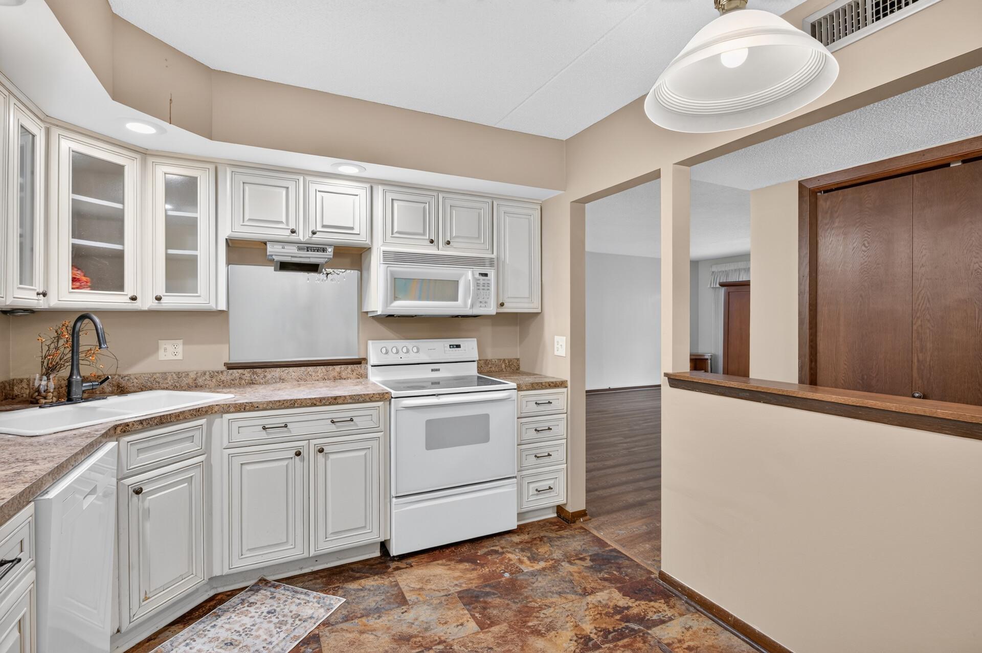 View of Residential at 2465 Londin Lane #212, Maplewood MN 55119, Maplewood (5 of 30) - Mike Wilen | Minnesota Team Real Estate