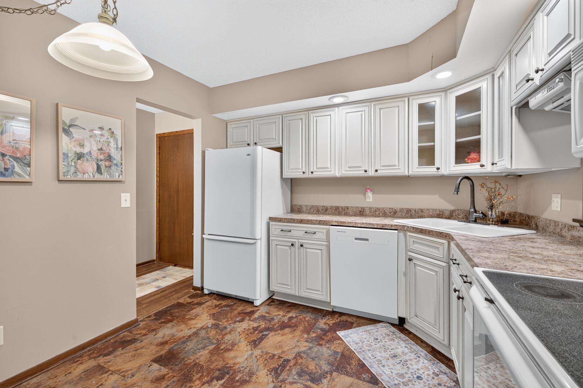 View of Residential at 2465 Londin Lane #212, Maplewood MN 55119, Maplewood (2 of 30) - Mike Wilen | Minnesota Team Real Estate