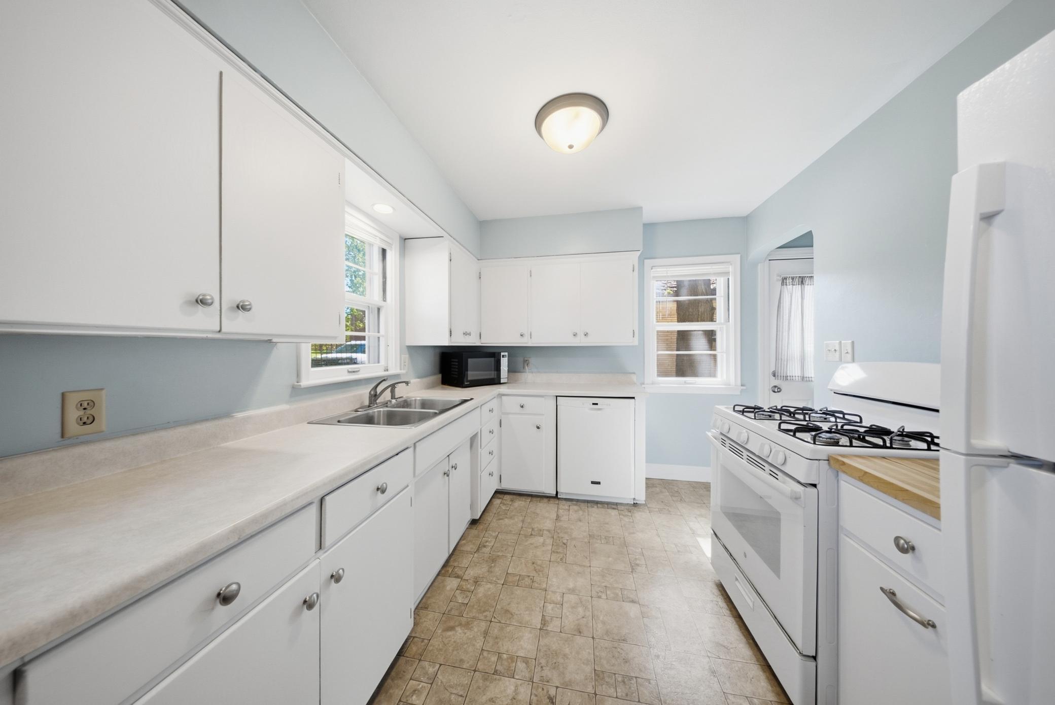 View of Residential at 1446 Dale Street, Saint Paul MN 55117, Saint Paul (26 of 34) - Mike Wilen | Minnesota Team Real Estate