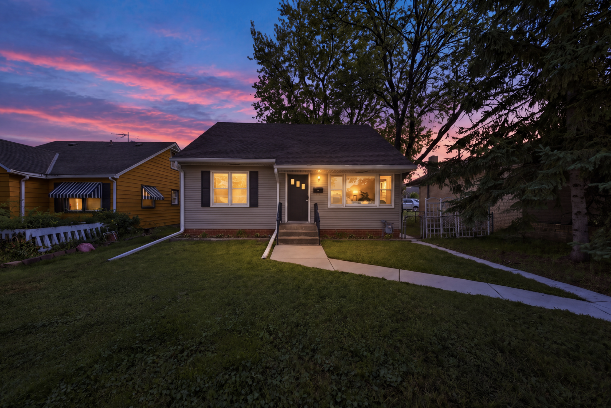 View of Single Family at 1446 Dale Street, Saint Paul - Mike Wilen | Minnesota Team Real Estate