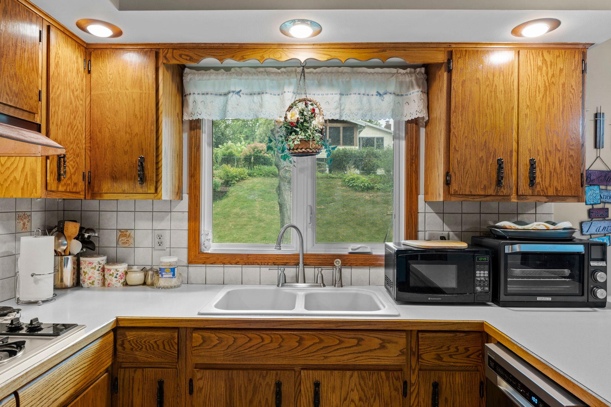 View of Residential at 2313 114th Street, Burnsville MN 55337, Burnsville (6 of 42) - Mike Wilen | Minnesota Team Real Estate