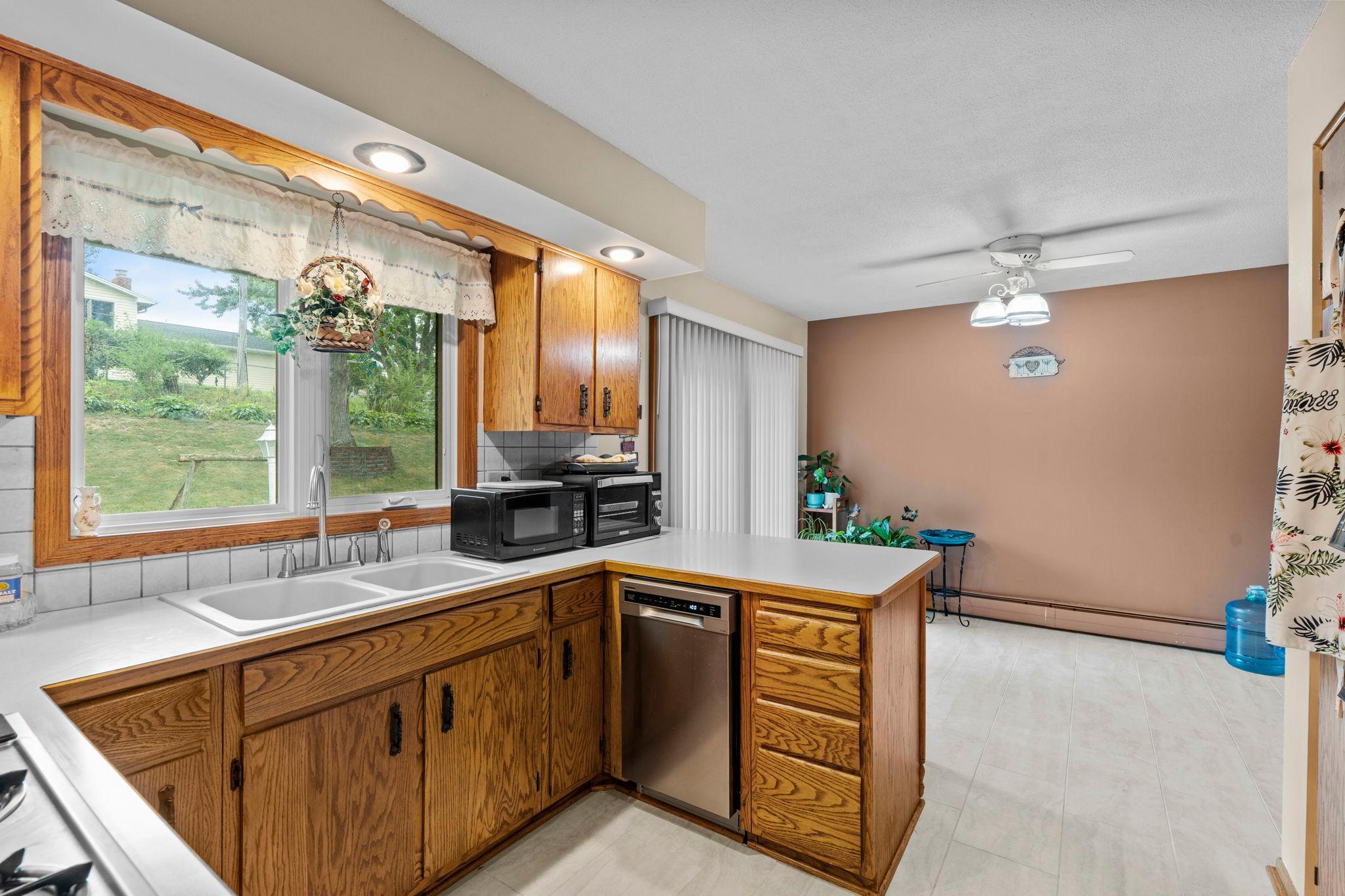 View of Residential at 2313 114th Street, Burnsville MN 55337, Burnsville (8 of 42) - Mike Wilen | Minnesota Team Real Estate