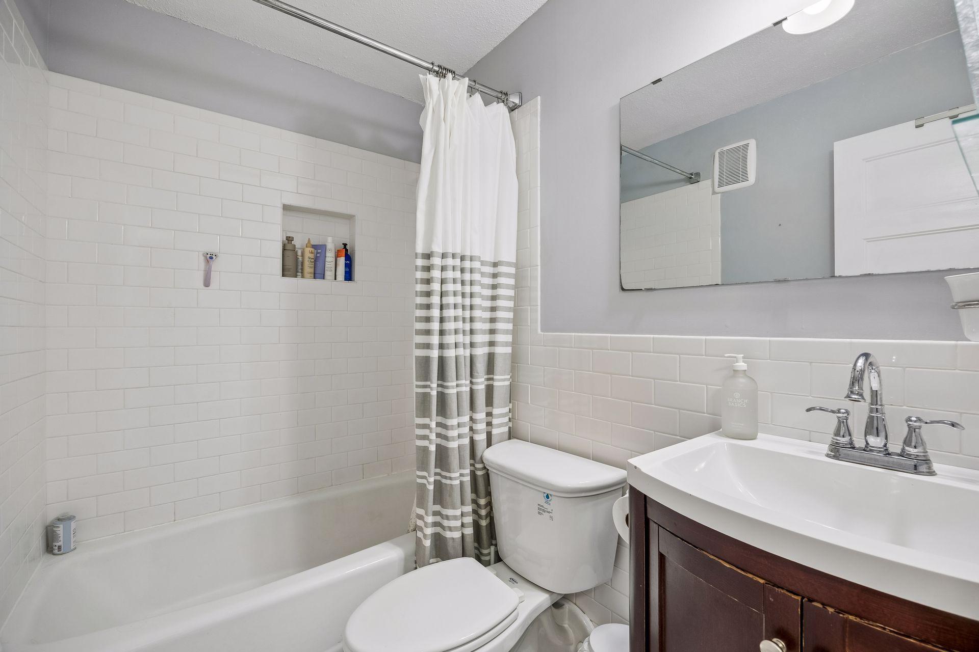 View of Residential at 1200 Nicollet Mall #307, Minneapolis MN 55403, Minneapolis (12 of 45) - Mike Wilen | Minnesota Team Real Estate