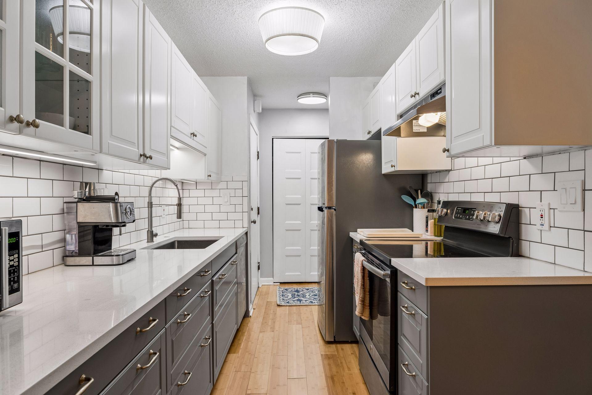 View of Residential at 1200 Nicollet Mall #307, Minneapolis MN 55403, Minneapolis (7 of 45) - Mike Wilen | Minnesota Team Real Estate