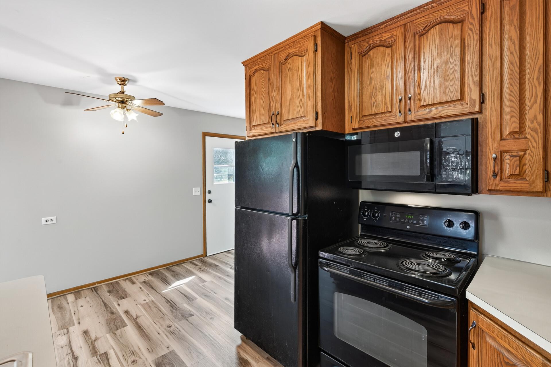 View of Residential at 7200 Cartisian Avenue, Brooklyn Park MN 55428, Brooklyn Park (6 of 28) - Mike Wilen | Minnesota Team Real Estate