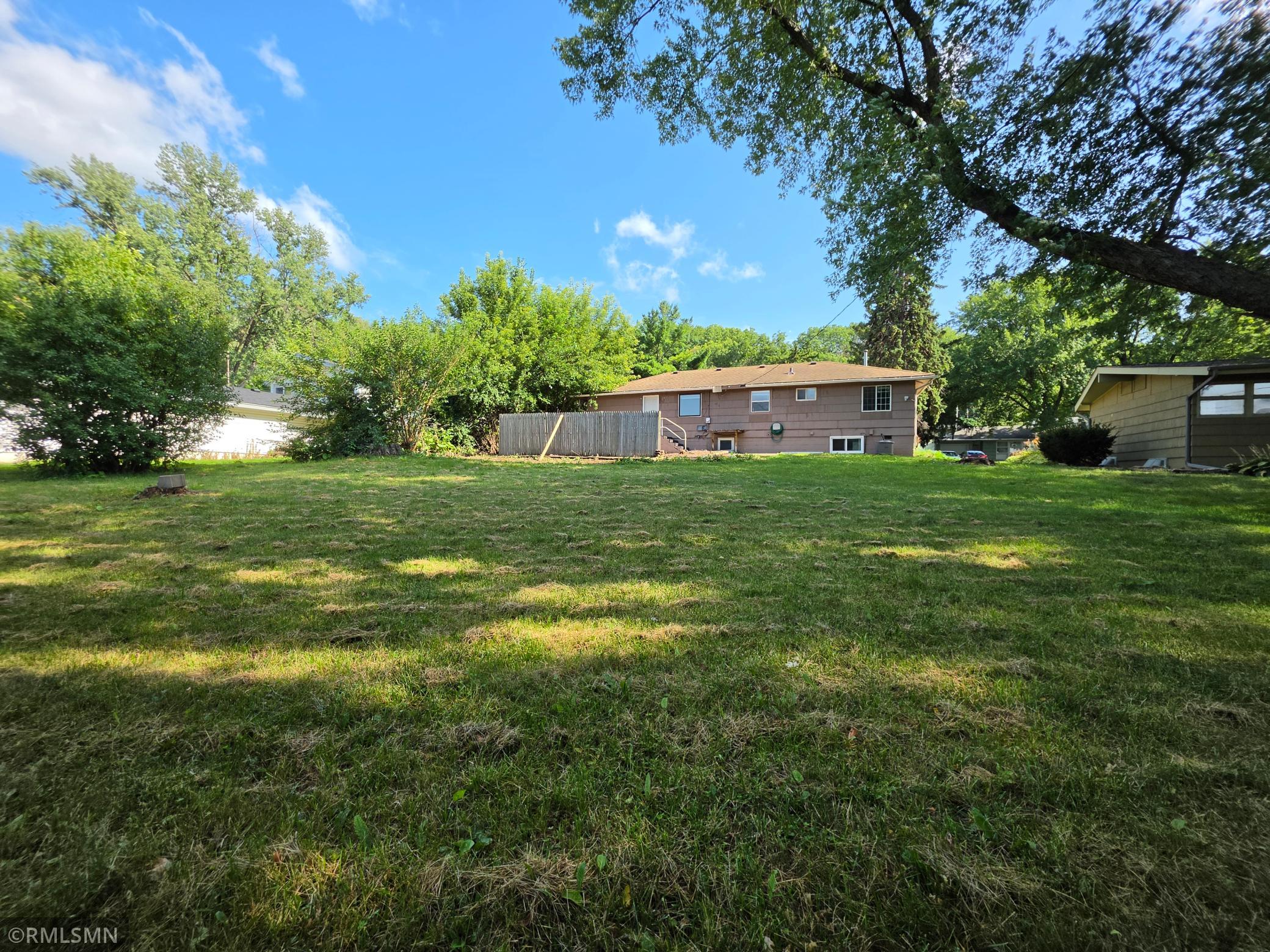 View of Residential at 1306 Woodhill Road, Burnsville MN 55337, Burnsville (28 of 29) - Mike Wilen | Minnesota Team Real Estate