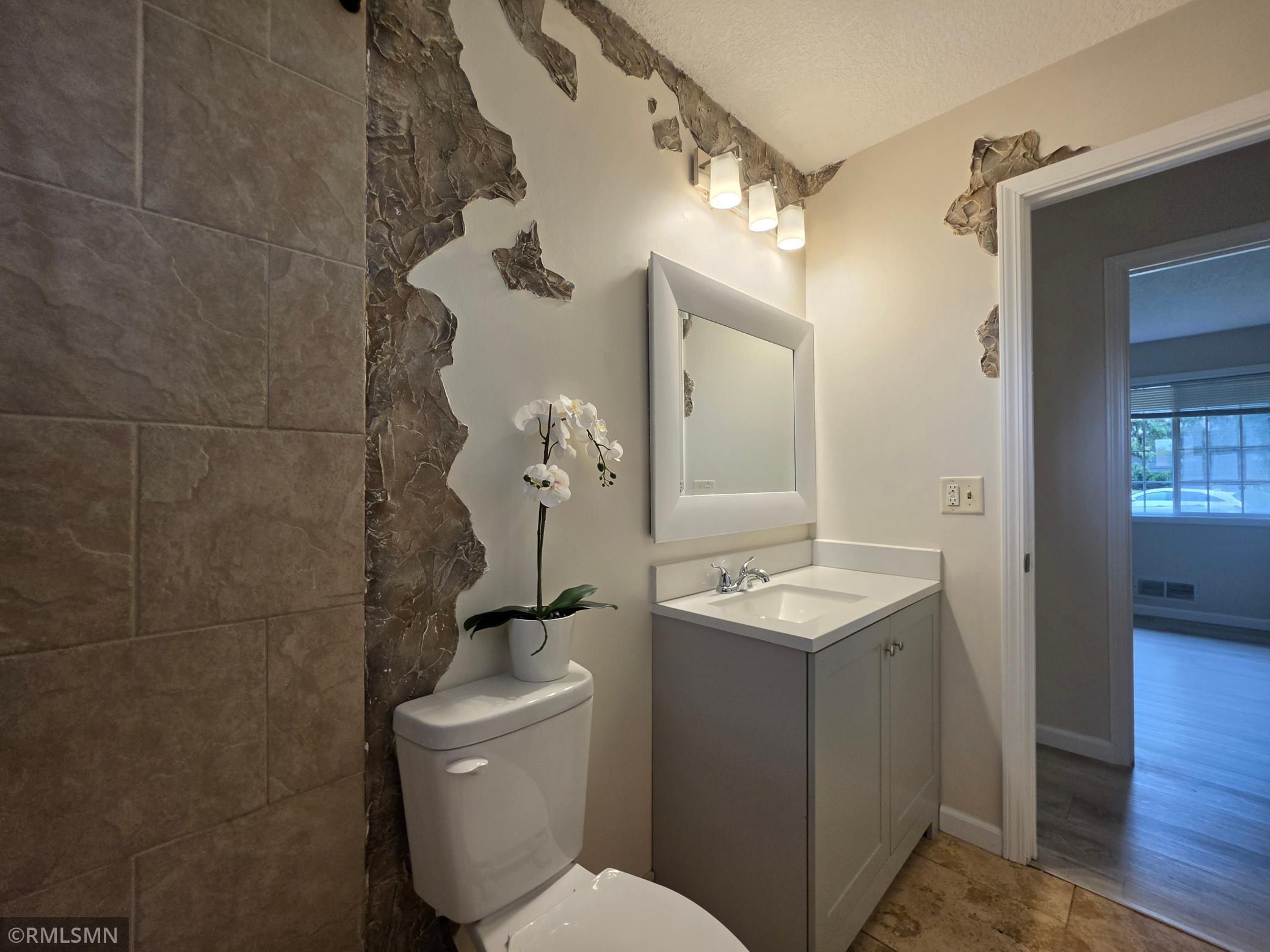 View of Residential at 1306 Woodhill Road, Burnsville MN 55337, Burnsville (13 of 29) - Mike Wilen | Minnesota Team Real Estate