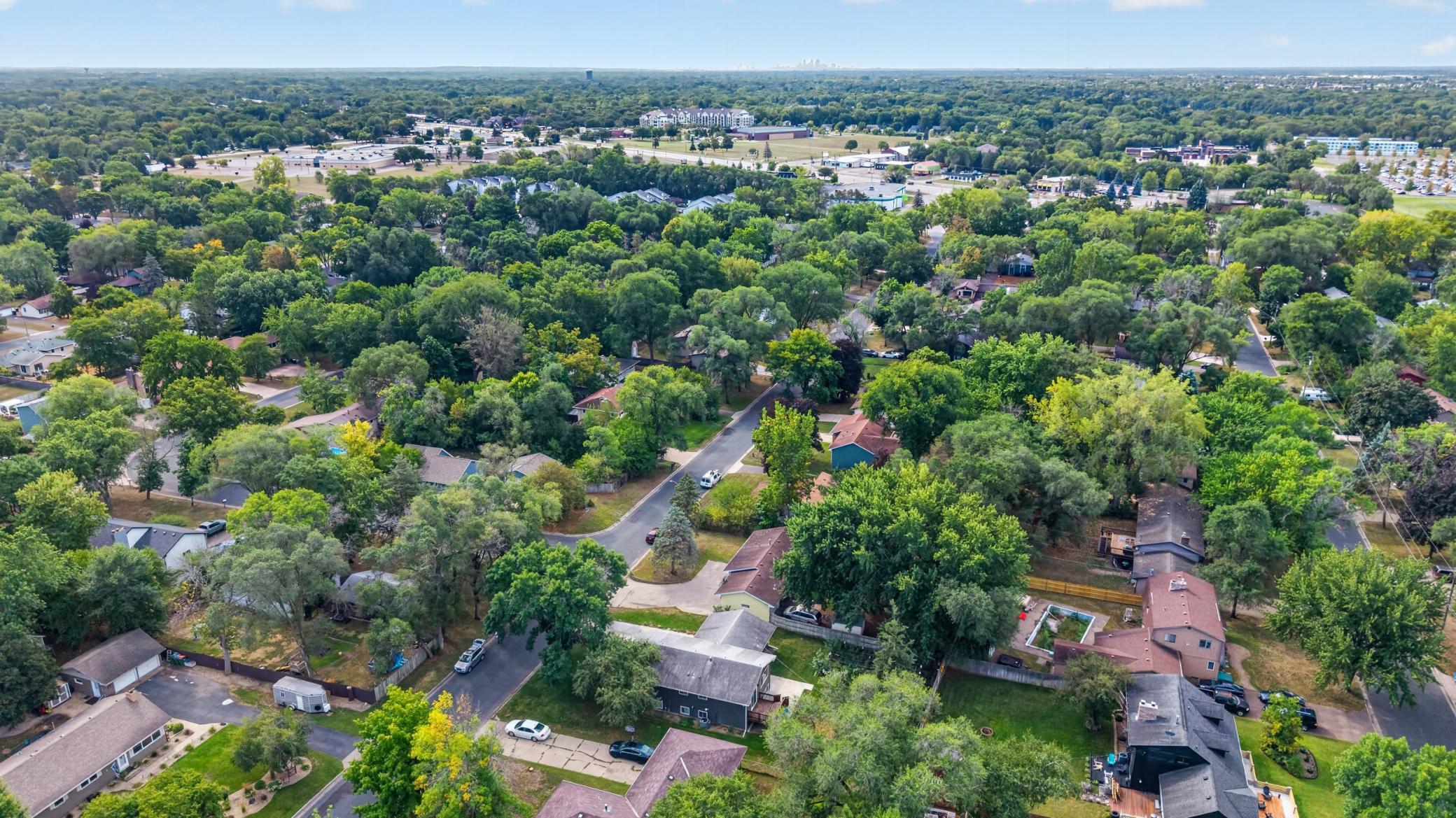 View of Residential at 11440 Jonquil Street, Coon Rapids MN 55433, Coon Rapids (27 of 30) - Mike Wilen | Minnesota Team Real Estate