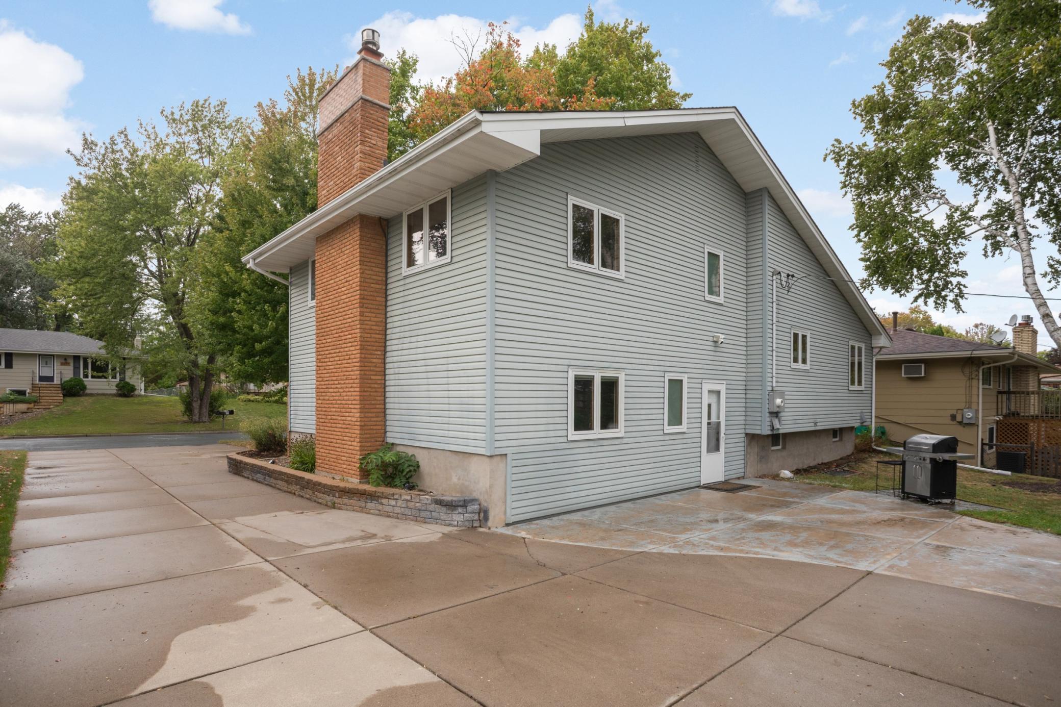 View of Residential at 4632 Gettysburg Avenue, New Hope MN 55428, New Hope (41 of 47) - Mike Wilen | Minnesota Team Real Estate