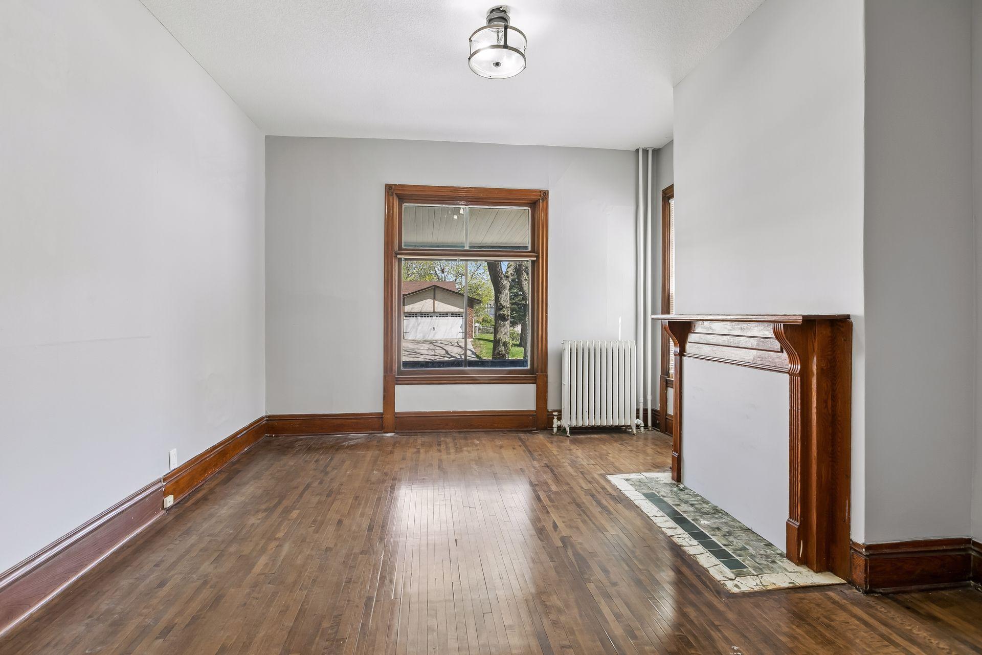View of Residential Income at 1300 Grand Street, Minneapolis MN 55413, Minneapolis (11 of 42) - Mike Wilen | Minnesota Team Real Estate
