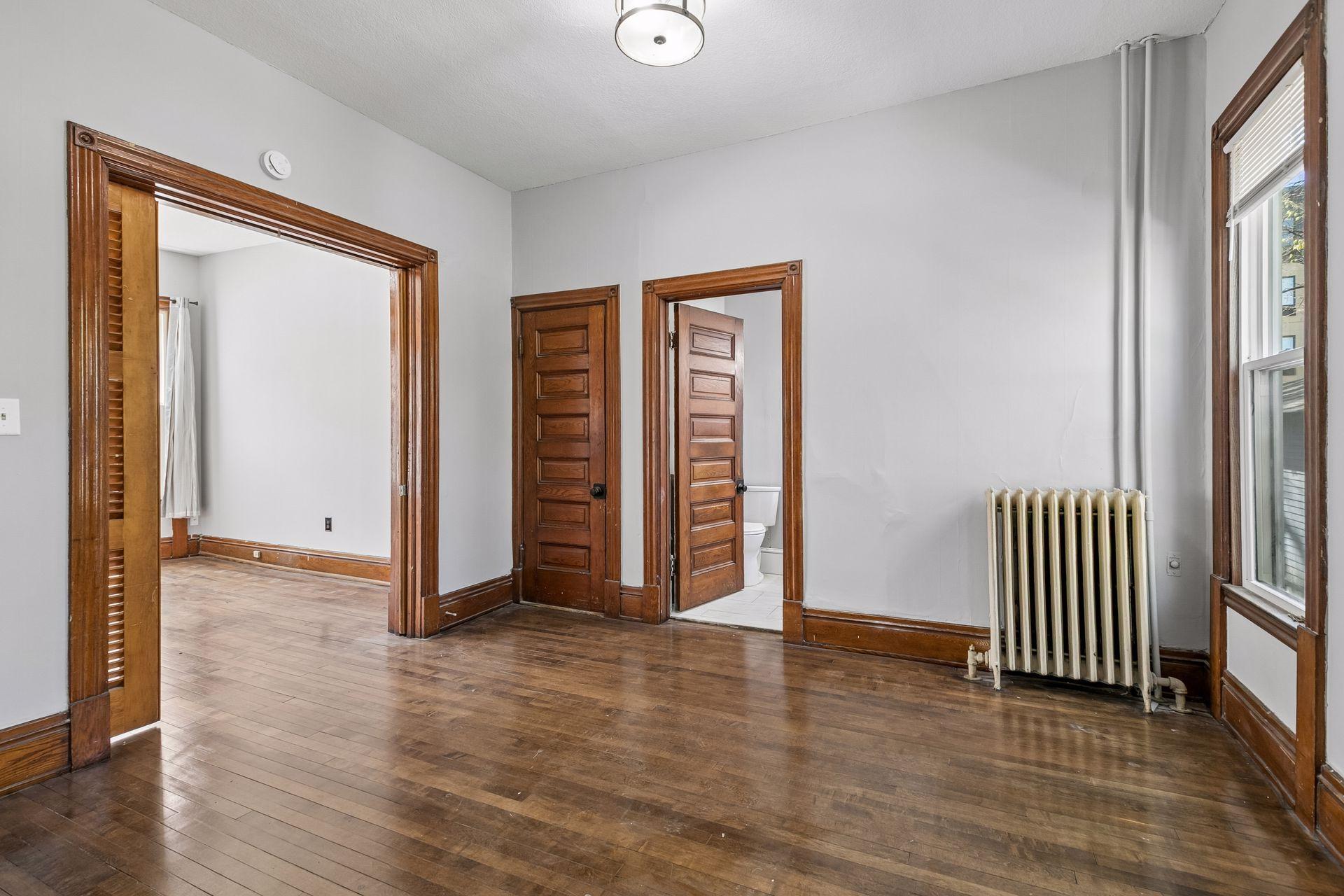 View of Residential Income at 1300 Grand Street, Minneapolis MN 55413, Minneapolis (15 of 42) - Mike Wilen | Minnesota Team Real Estate