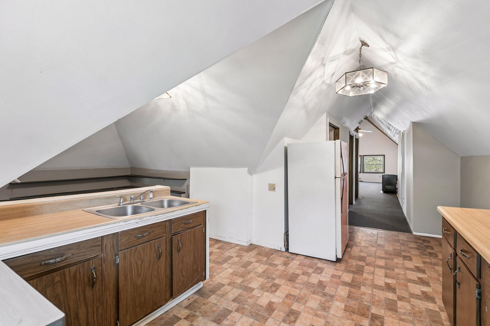 View of Residential Income at 1300 Grand Street, Minneapolis MN 55413, Minneapolis (32 of 42) - Mike Wilen | Minnesota Team Real Estate