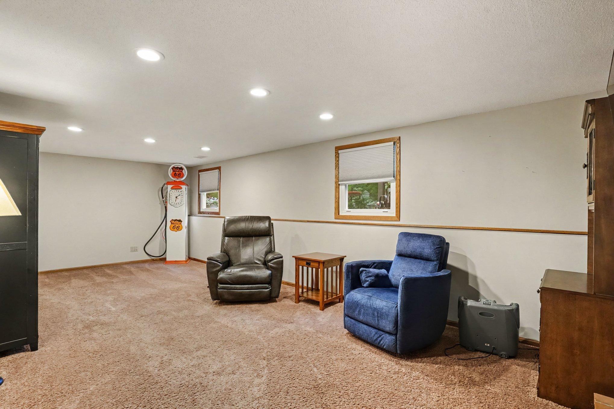 View of Residential at 8320 Isle Avenue, Cottage Grove MN 55016, Cottage Grove (18 of 25) - Mike Wilen | Minnesota Team Real Estate