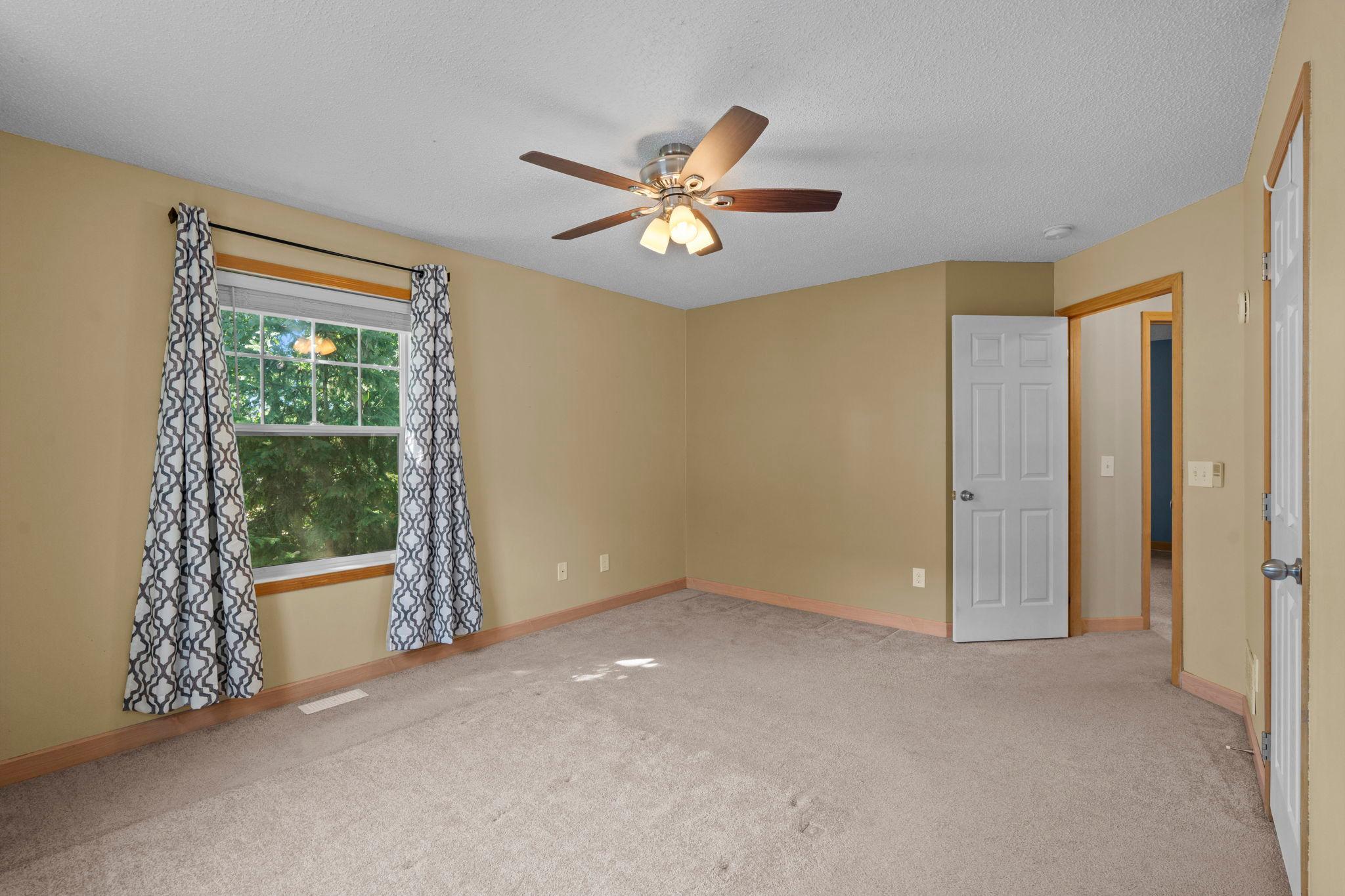 View of Residential at 2729 Century Court, White Bear Lake MN 55110, White Bear Lake (17 of 29) - Mike Wilen | Minnesota Team Real Estate