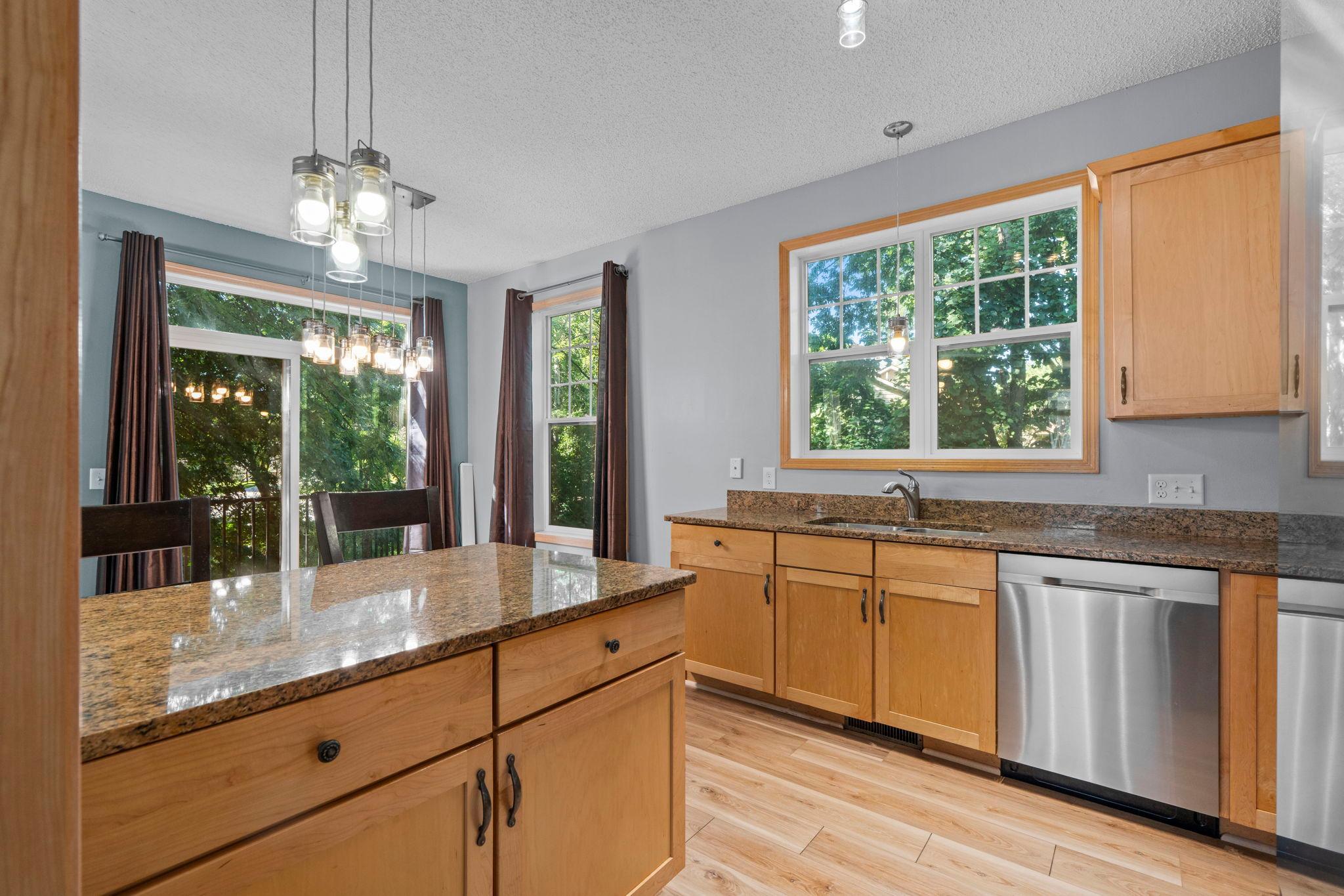 View of Residential at 2729 Century Court, White Bear Lake MN 55110, White Bear Lake (8 of 29) - Mike Wilen | Minnesota Team Real Estate