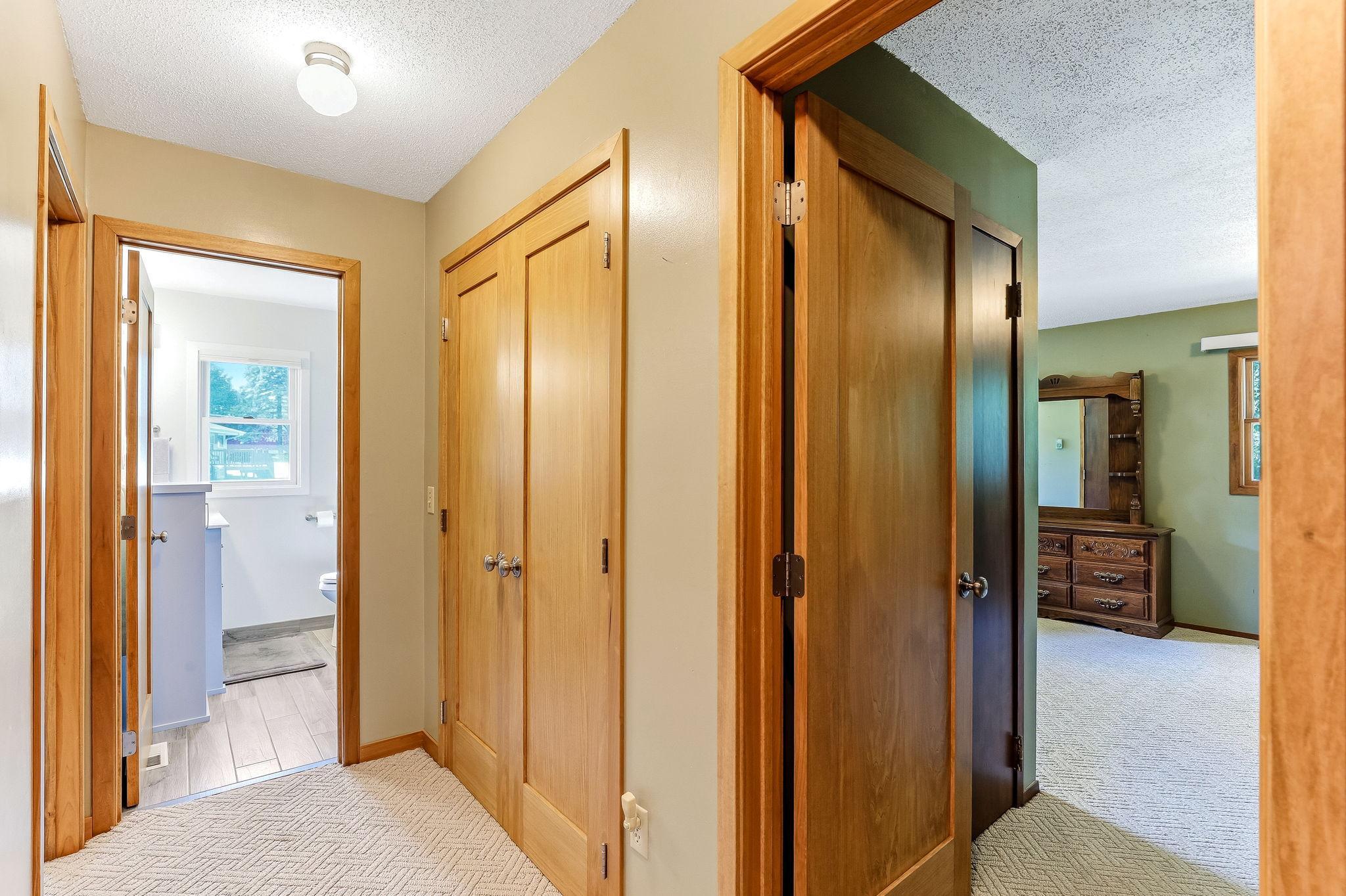 View of Residential at 347 Spruce Drive, Annandale MN 55302, Annandale (14 of 28) - Mike Wilen | Minnesota Team Real Estate