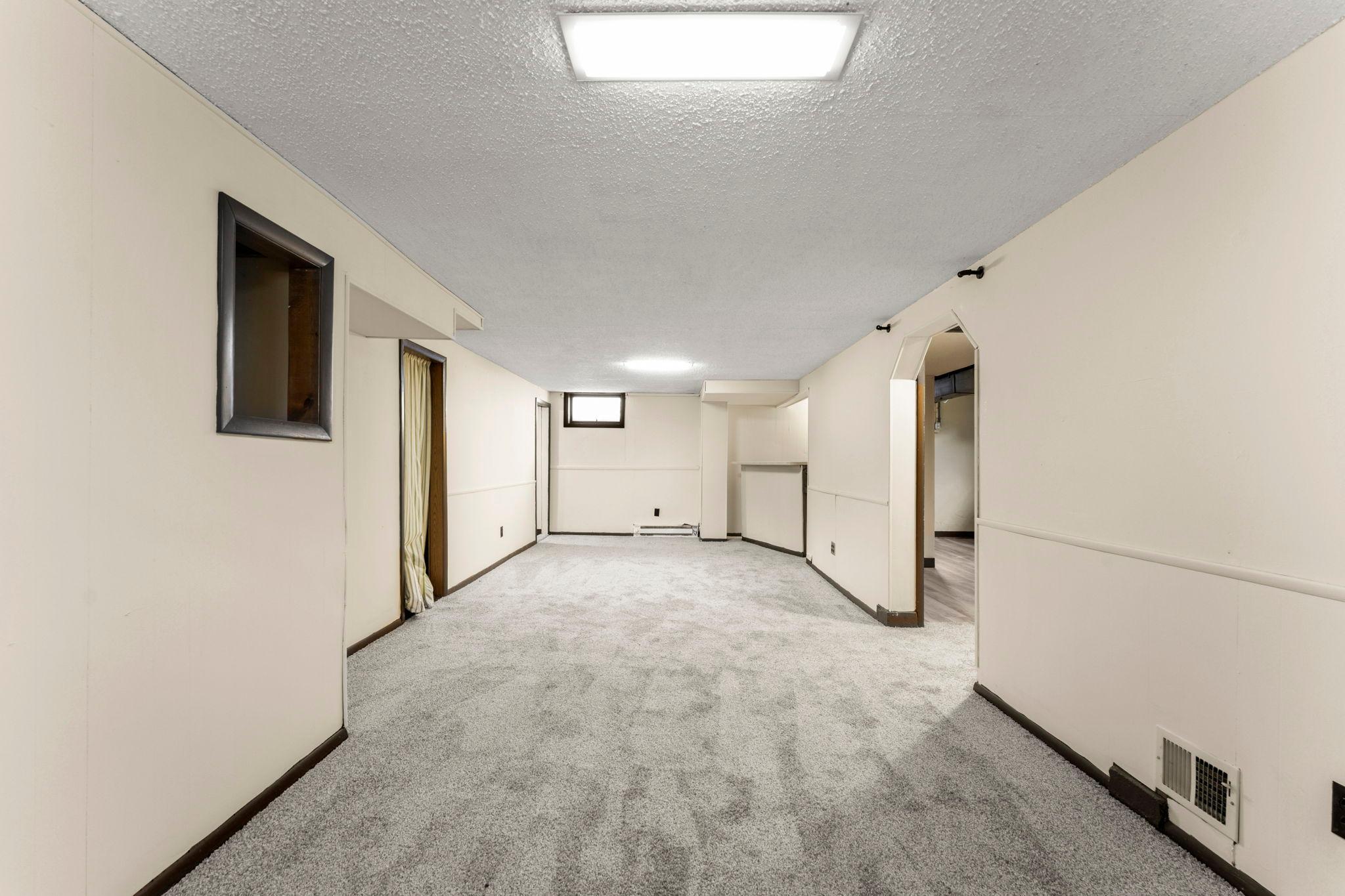 View of Residential at 2849 Jersey Avenue, Saint Louis Park MN 55426, Saint Louis Park (44 of 67) - Mike Wilen | Minnesota Team Real Estate