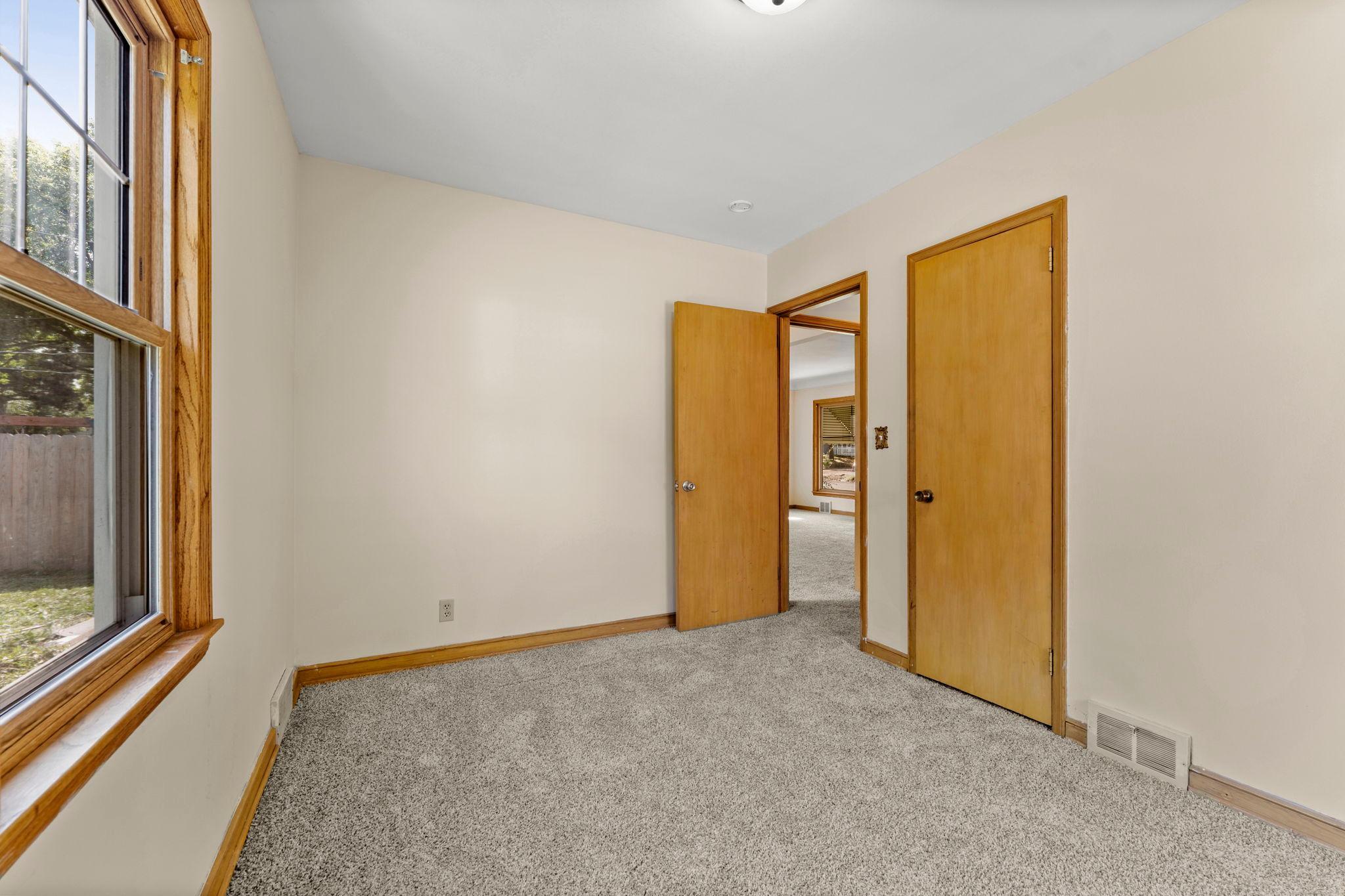 View of Residential at 2849 Jersey Avenue, Saint Louis Park MN 55426, Saint Louis Park (30 of 67) - Mike Wilen | Minnesota Team Real Estate