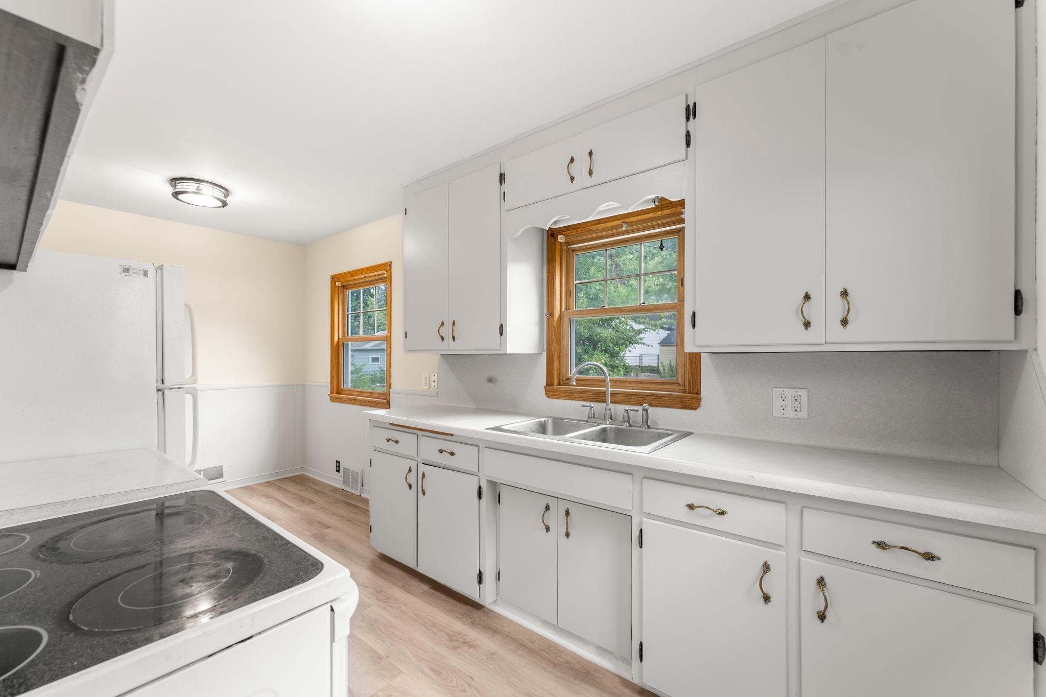 View of Residential at 2849 Jersey Avenue, Saint Louis Park MN 55426, Saint Louis Park (23 of 67) - Mike Wilen | Minnesota Team Real Estate
