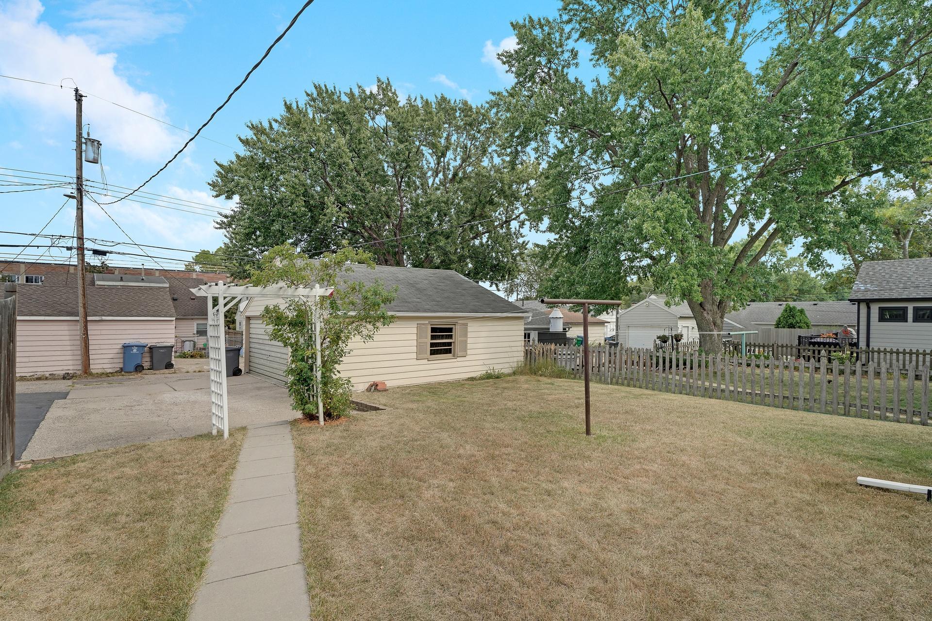 View of Residential at 5741 James Avenue, Minneapolis MN 55419, Minneapolis (34 of 39) - Mike Wilen | Minnesota Team Real Estate