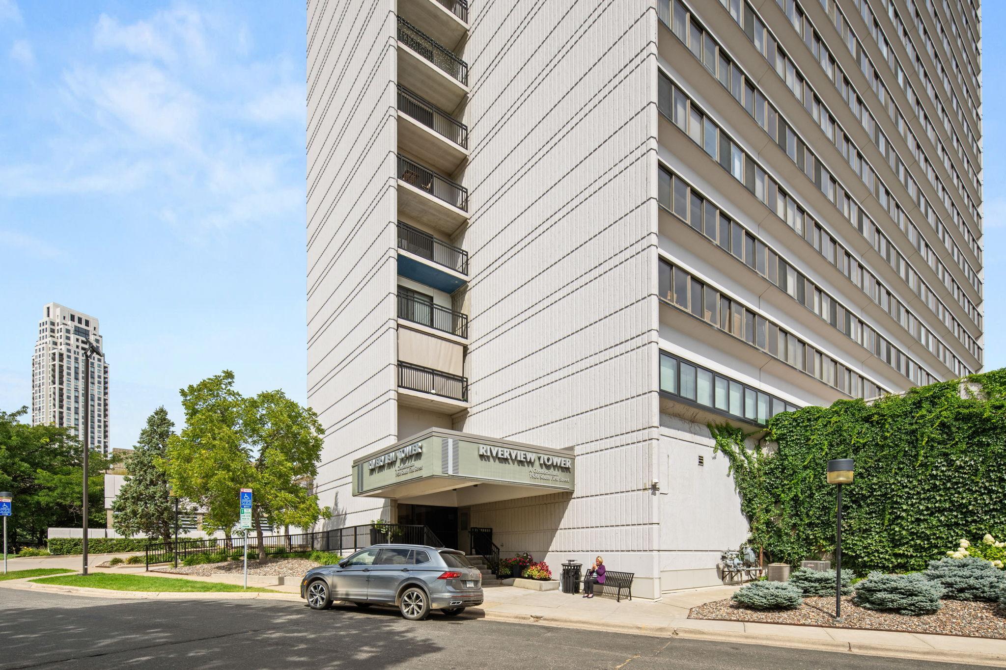 View of Residential at 1920 1st Street #2103, Minneapolis MN 55454, Minneapolis (30 of 45) - Mike Wilen | Minnesota Team Real Estate
