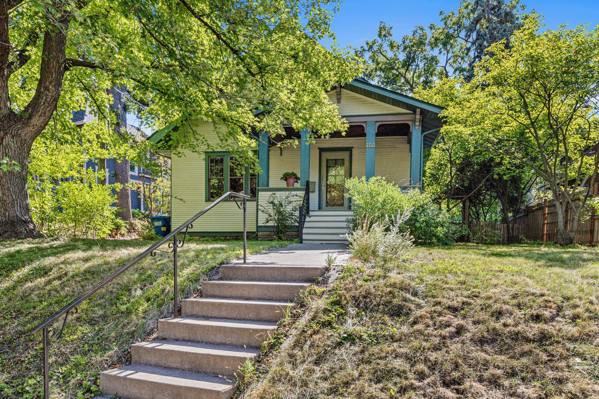 View of Residential at 2150 Knapp Street, Saint Paul MN 55108, Saint Paul (35 of 37) - Mike Wilen | Minnesota Team Real Estate