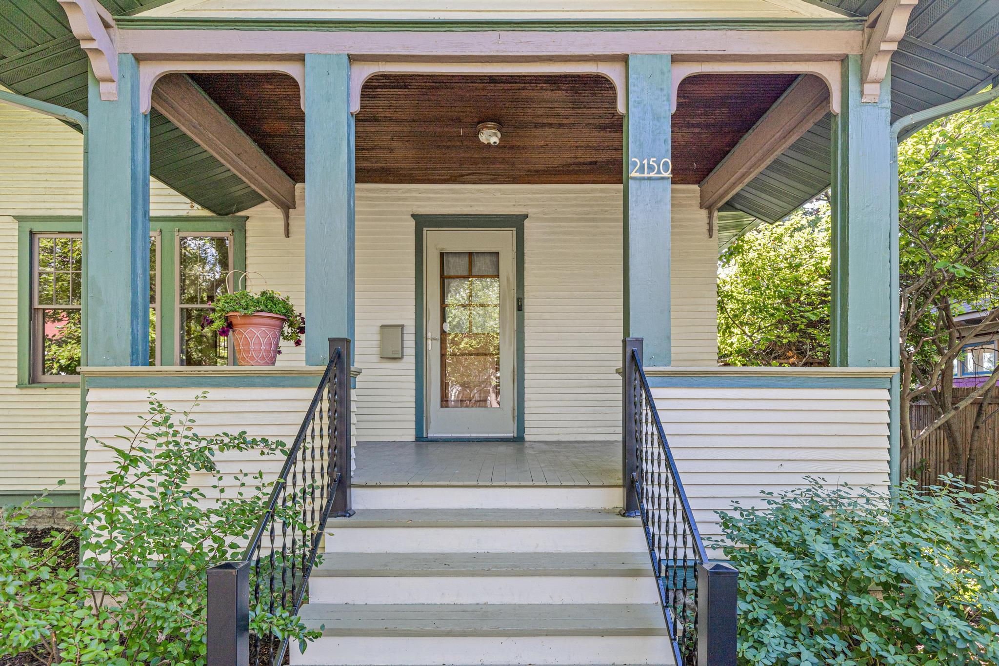 View of Residential at 2150 Knapp Street, Saint Paul MN 55108, Saint Paul (31 of 37) - Mike Wilen | Minnesota Team Real Estate